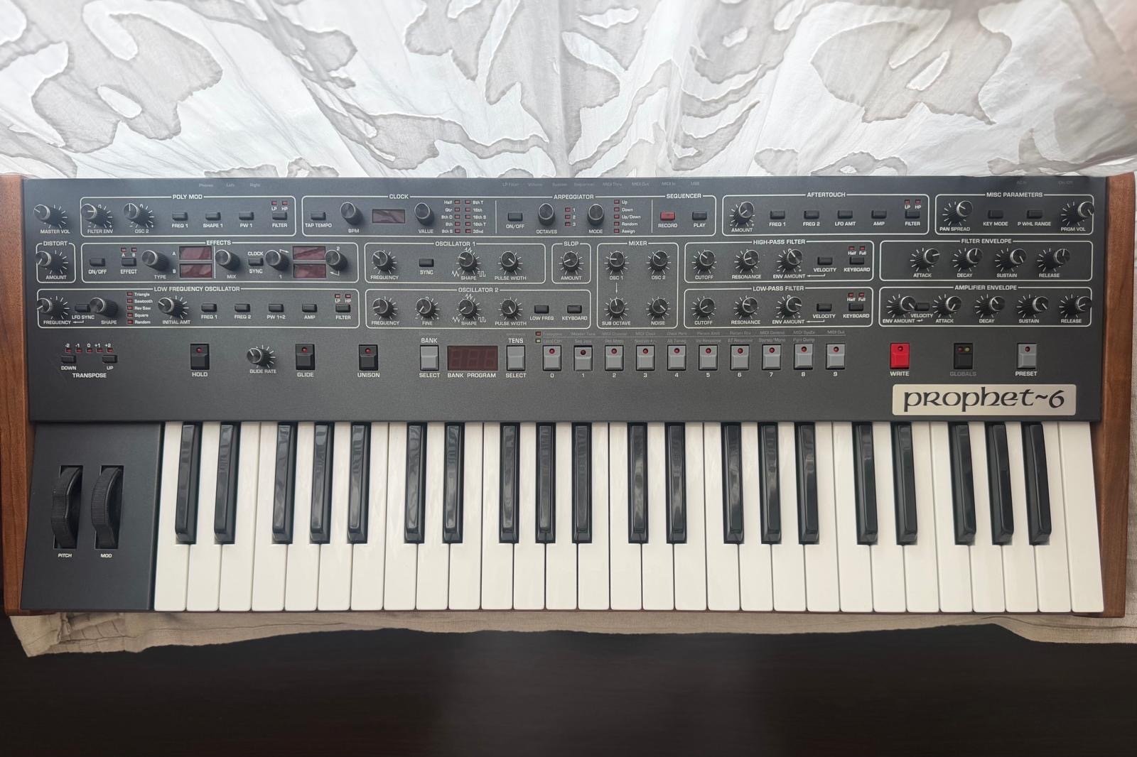 Vends Prophet 6