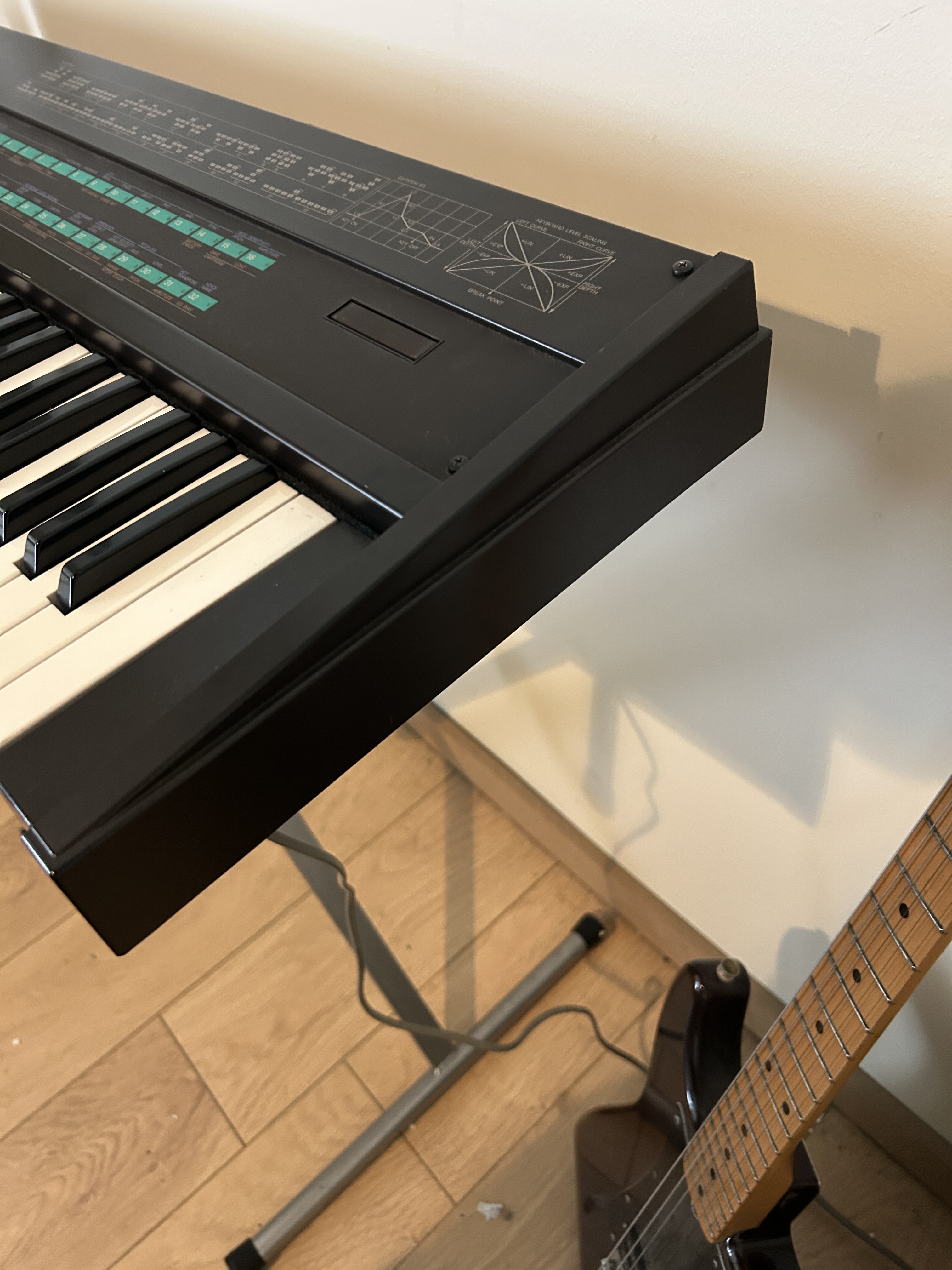 Yamaha DX7 (25466)