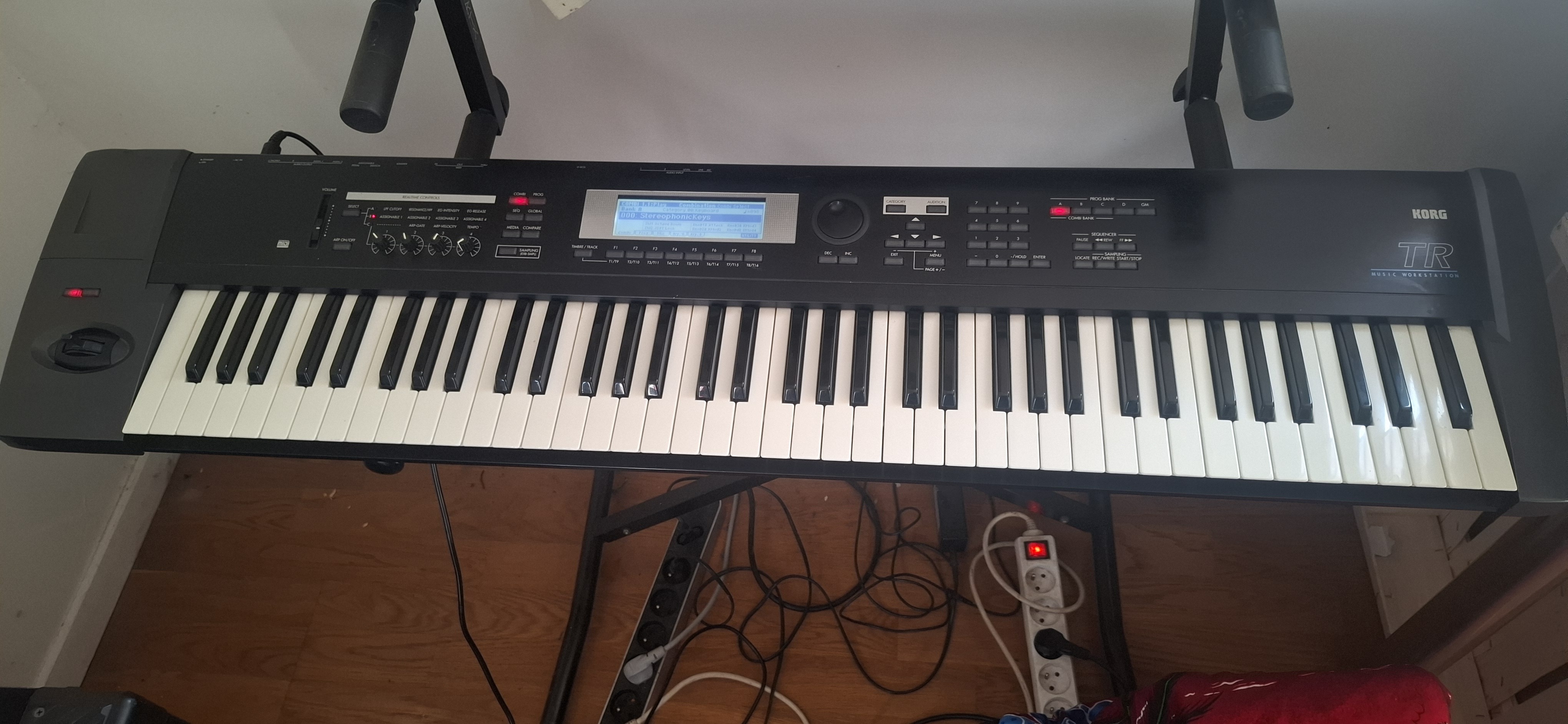 Clavier KORG TR