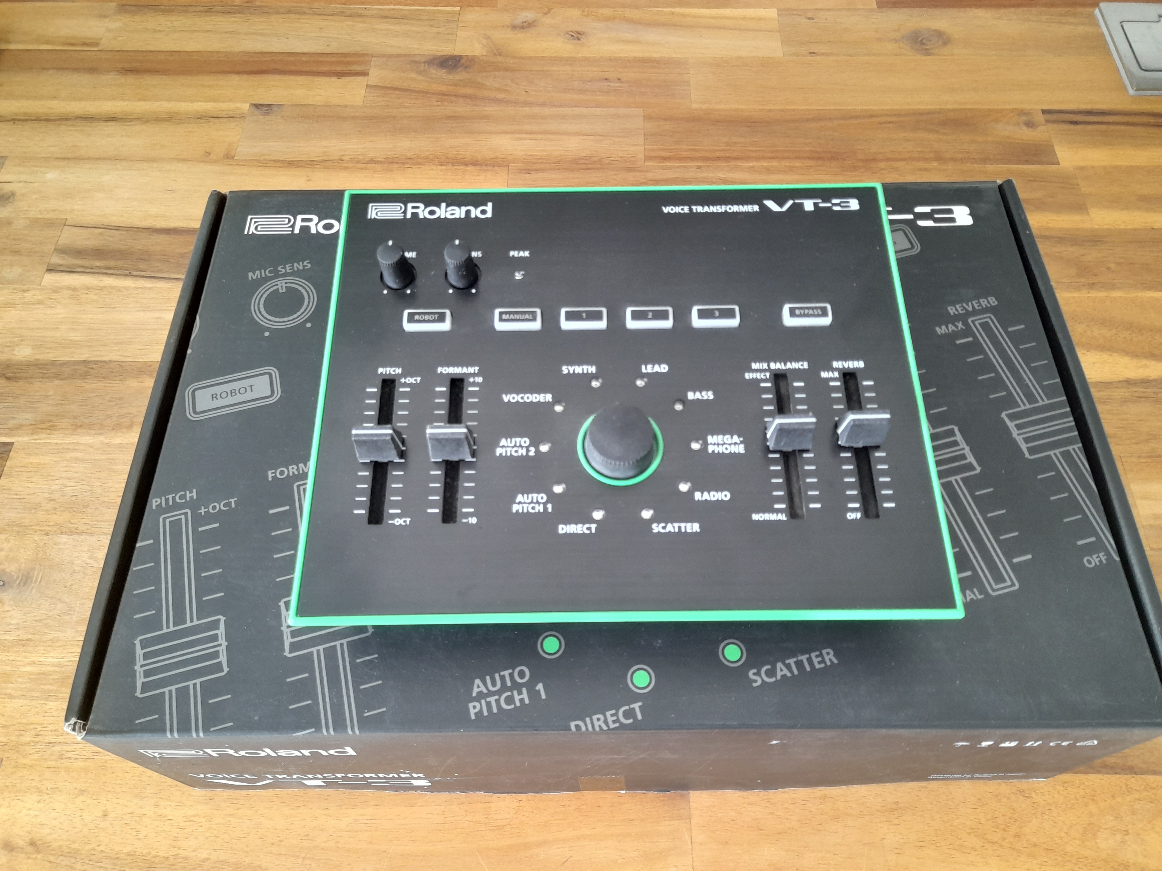 Roland VT-3