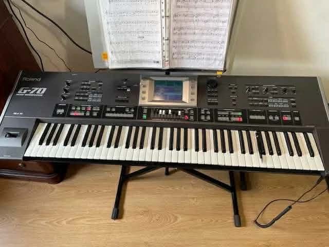 Synthé G-70 Clavier arrangeur haut de gamme