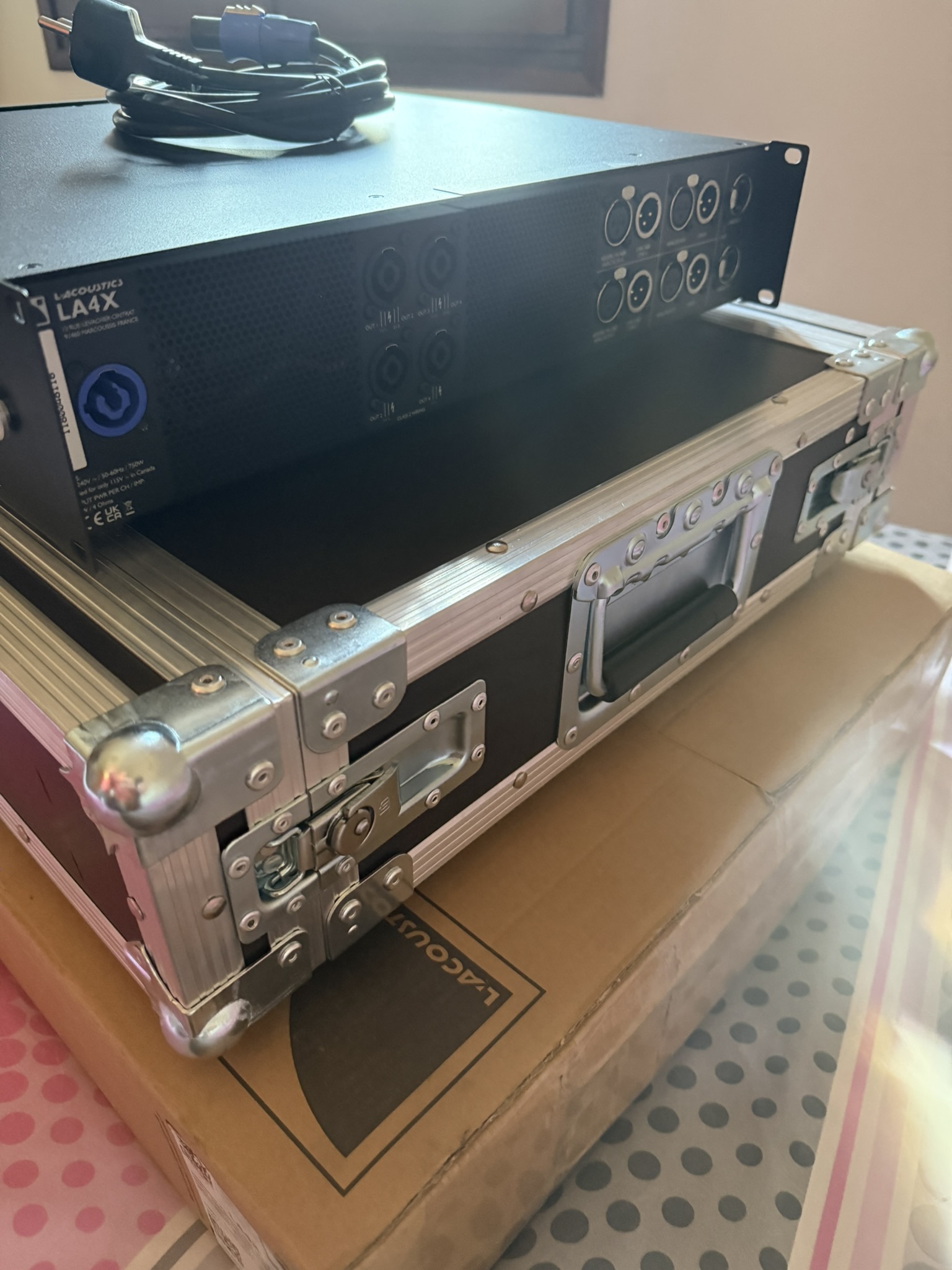 L-Acoustics LA4X (96840)