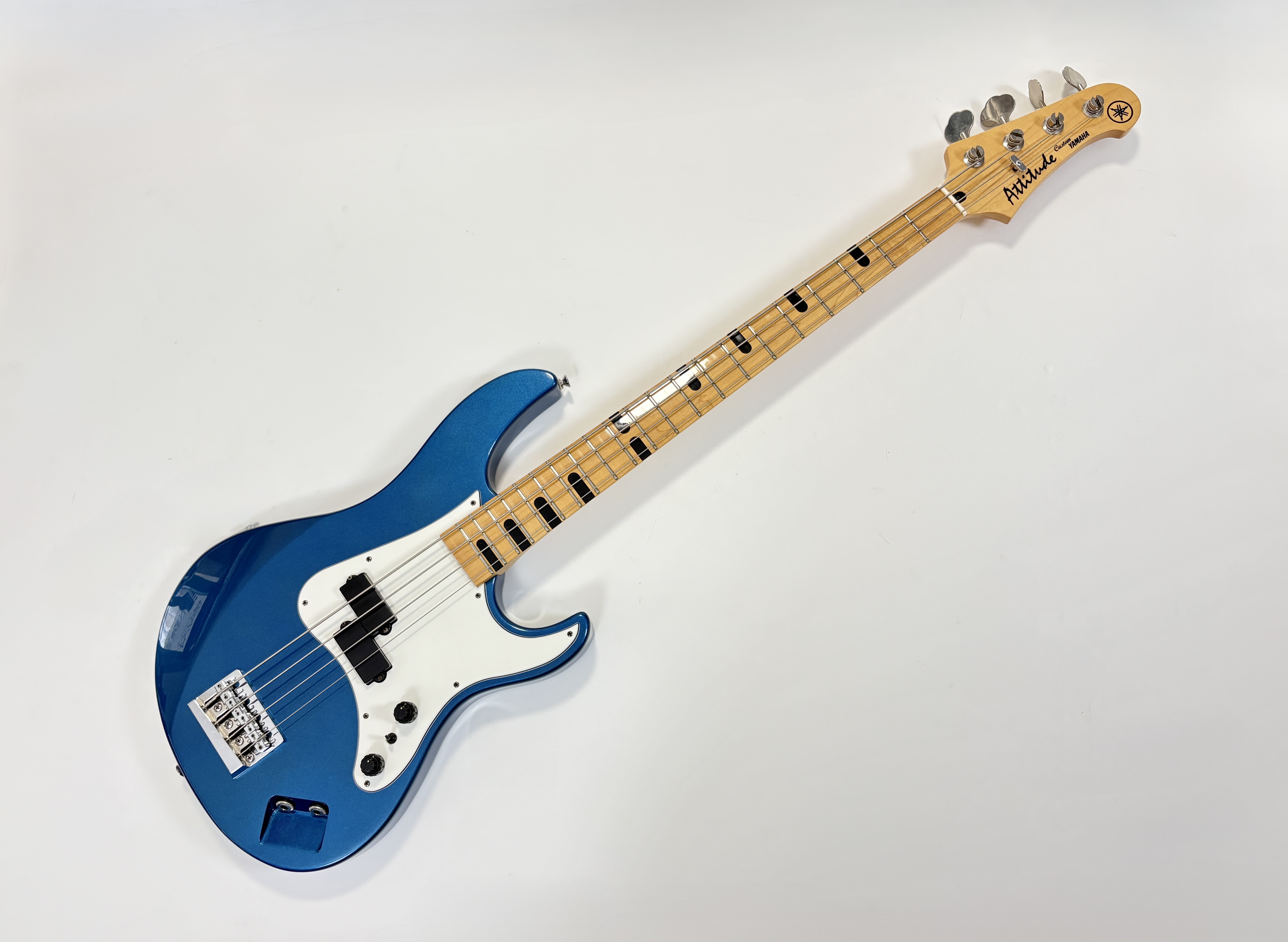 Yamaha Attitude Custom Billy Sheehan Signature 1990 Dark Blue Metallic