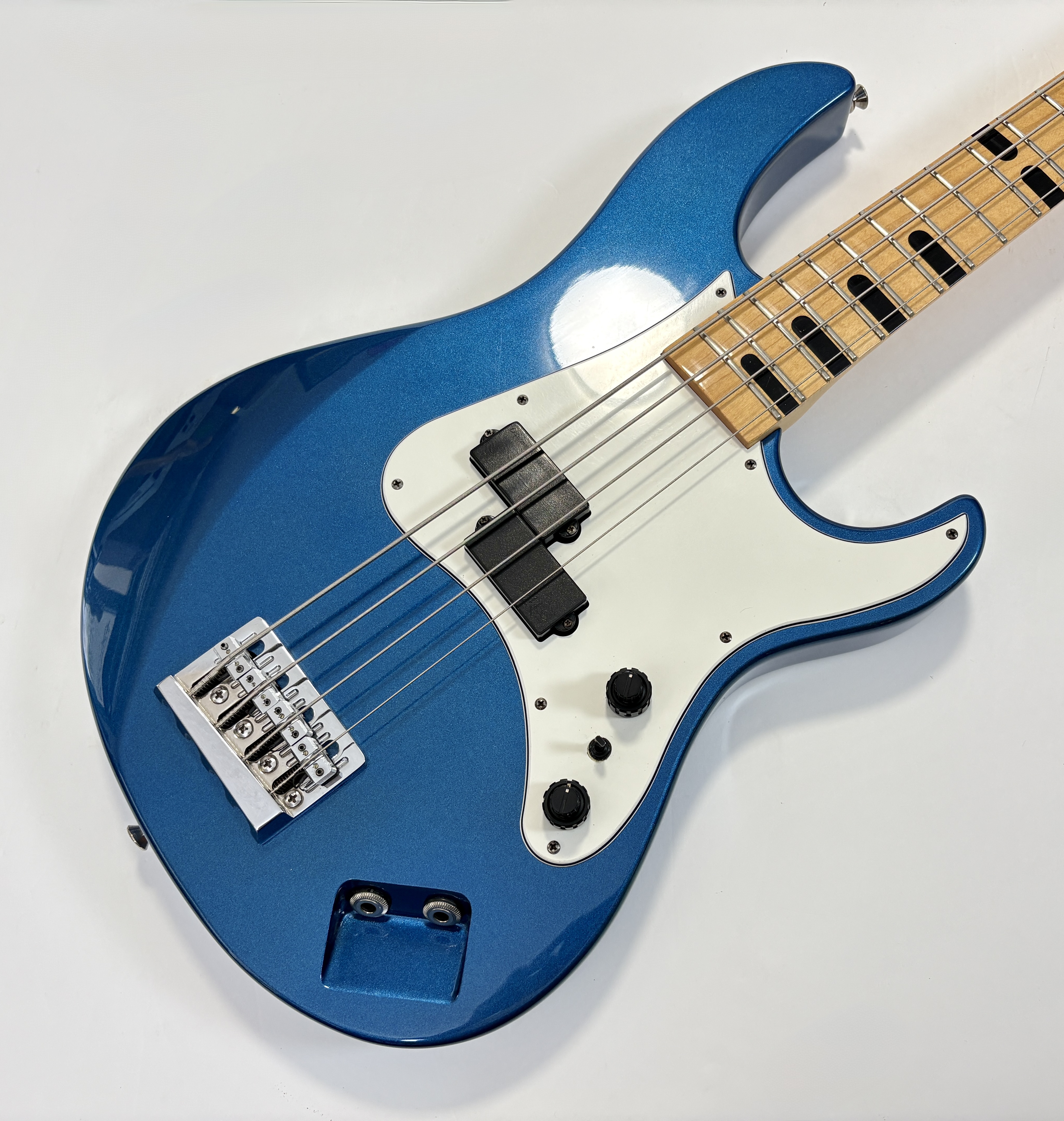 Yamaha Attitude custom (97732)