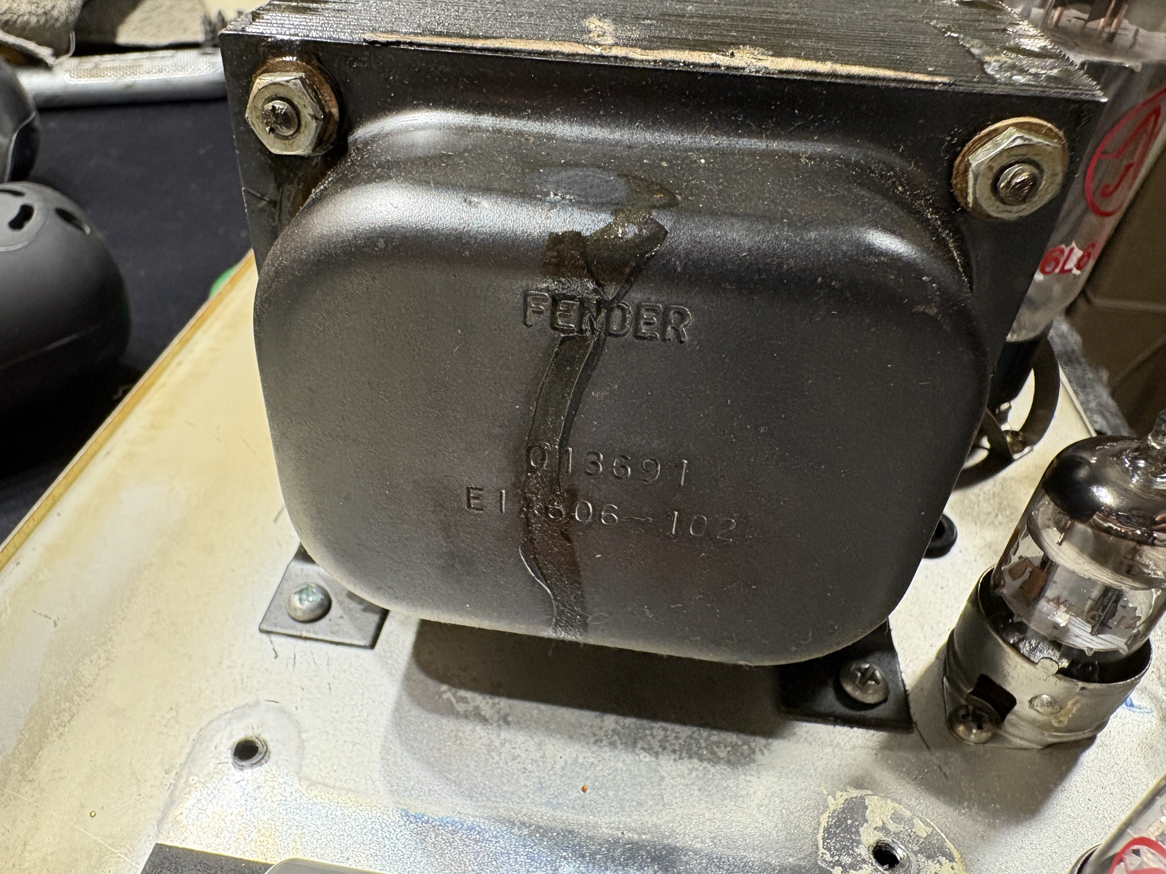 Fender Twin Reverb "Silverface" (1968-1982) (81963)