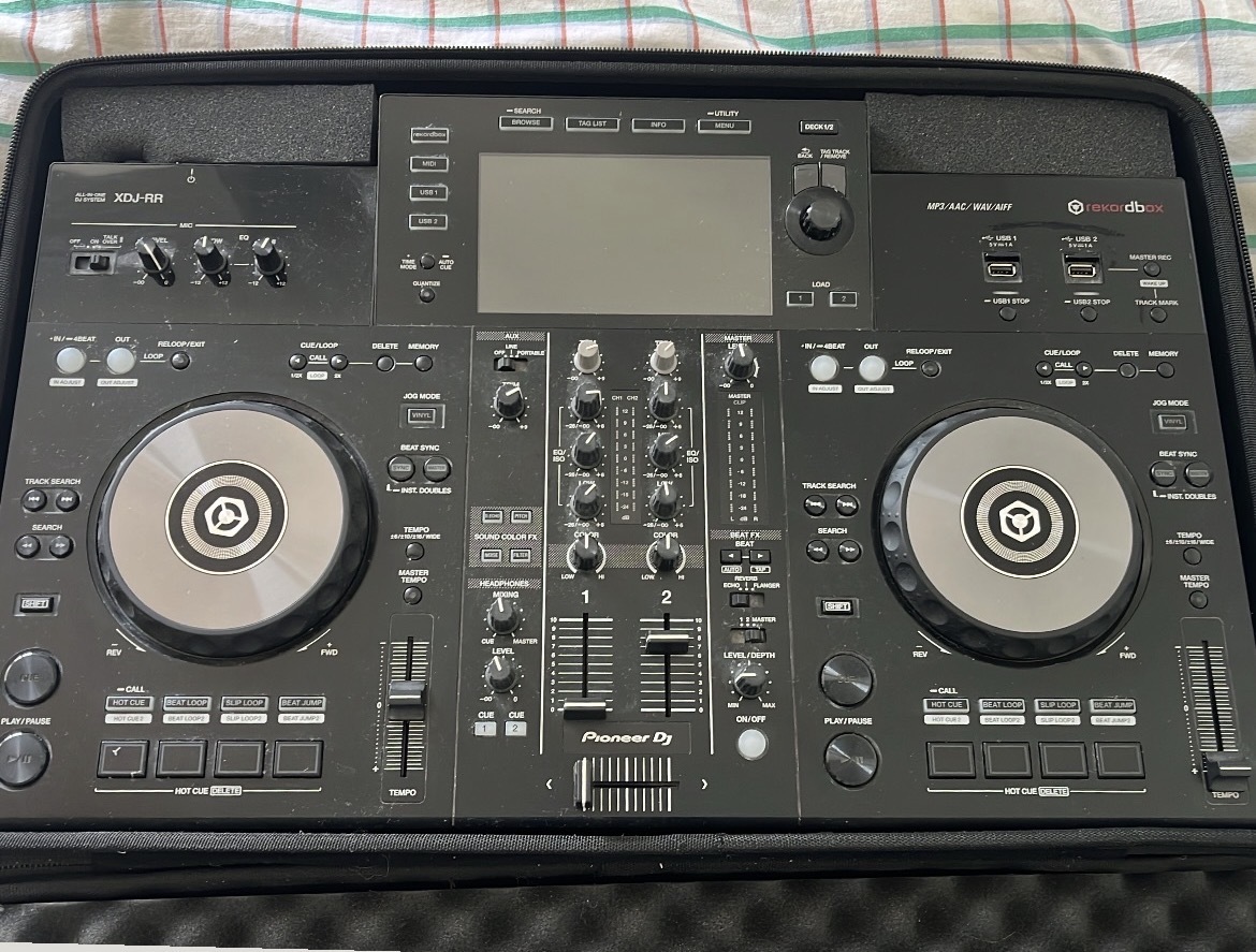 Vends contrôleur autonome DJ