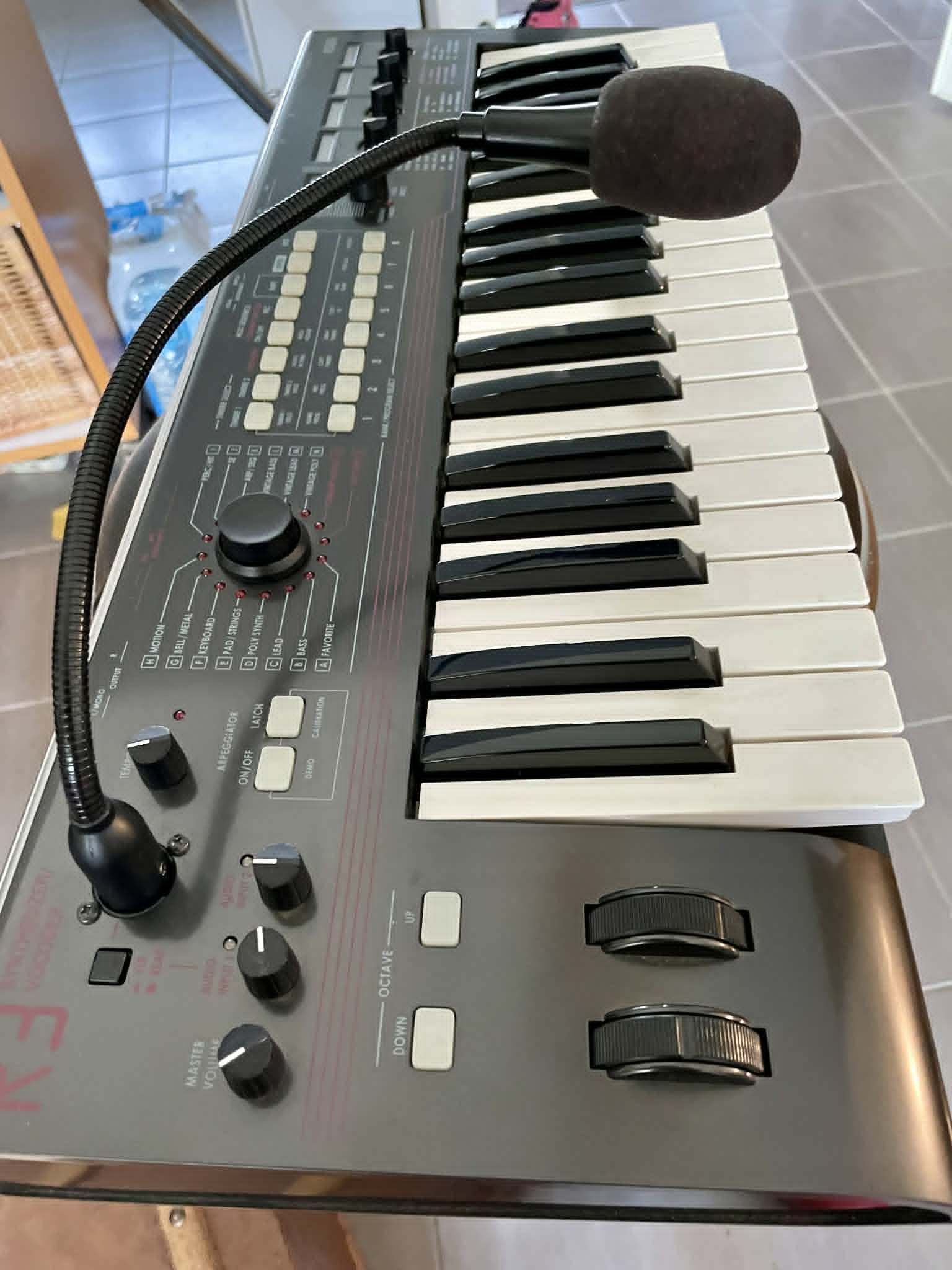 R3 03