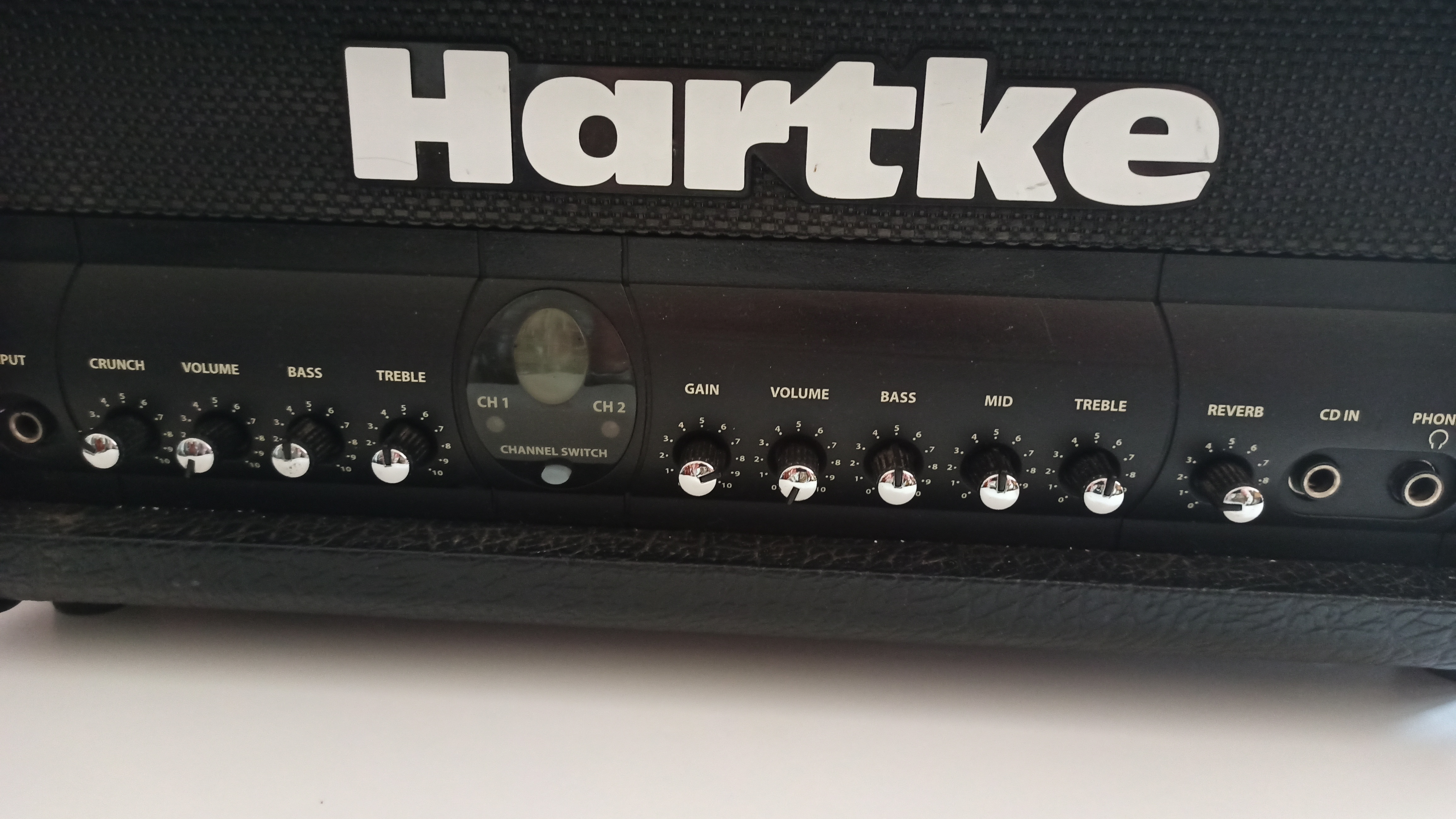 Ampli Hartke 2