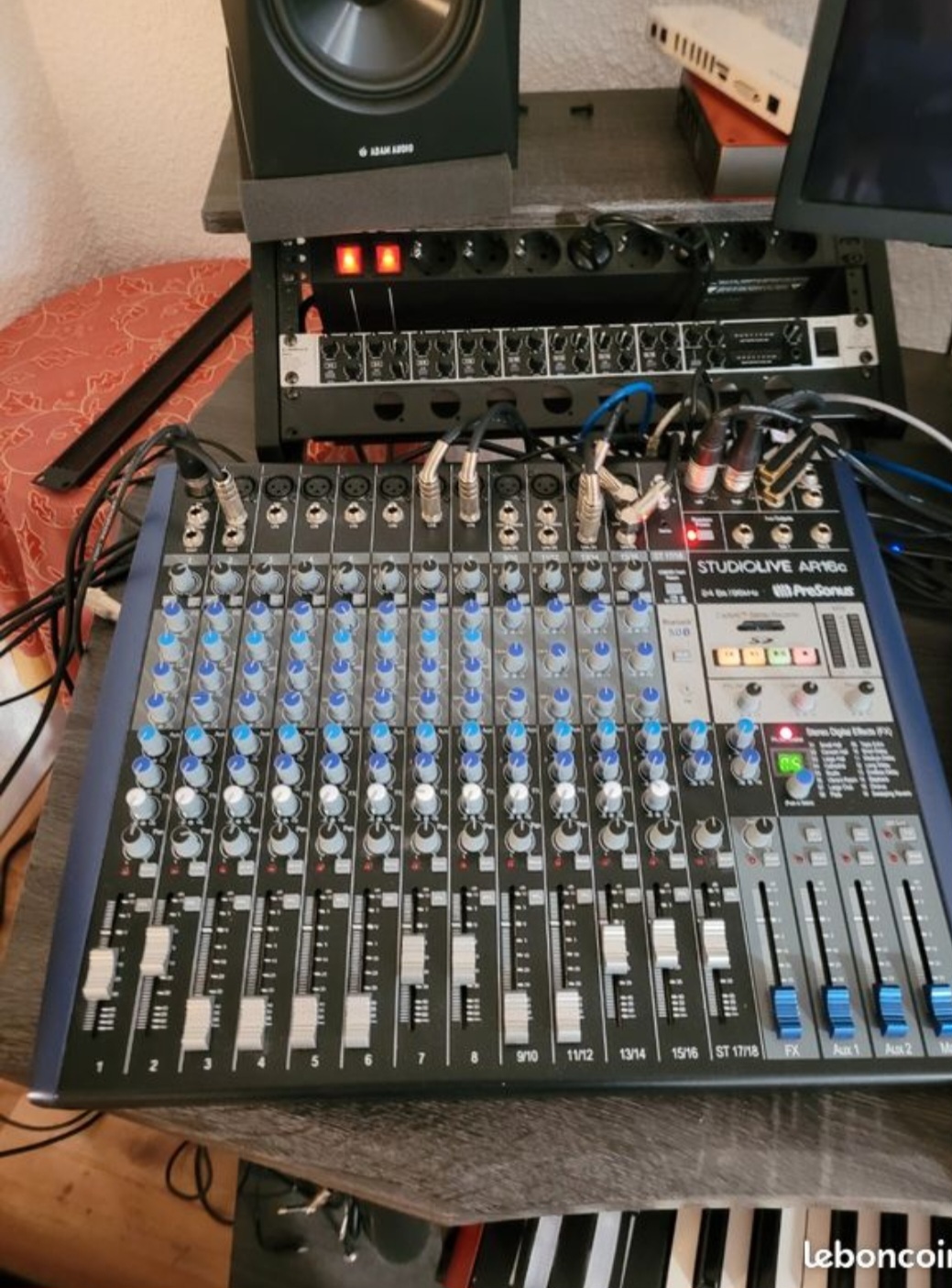 Vends Presonus StudioLive AR16C