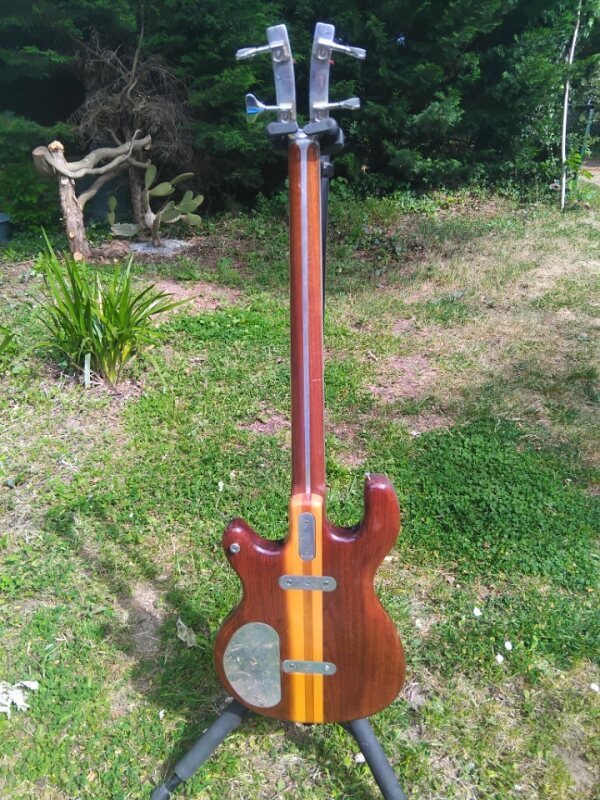 Basse Kramer 450B dos