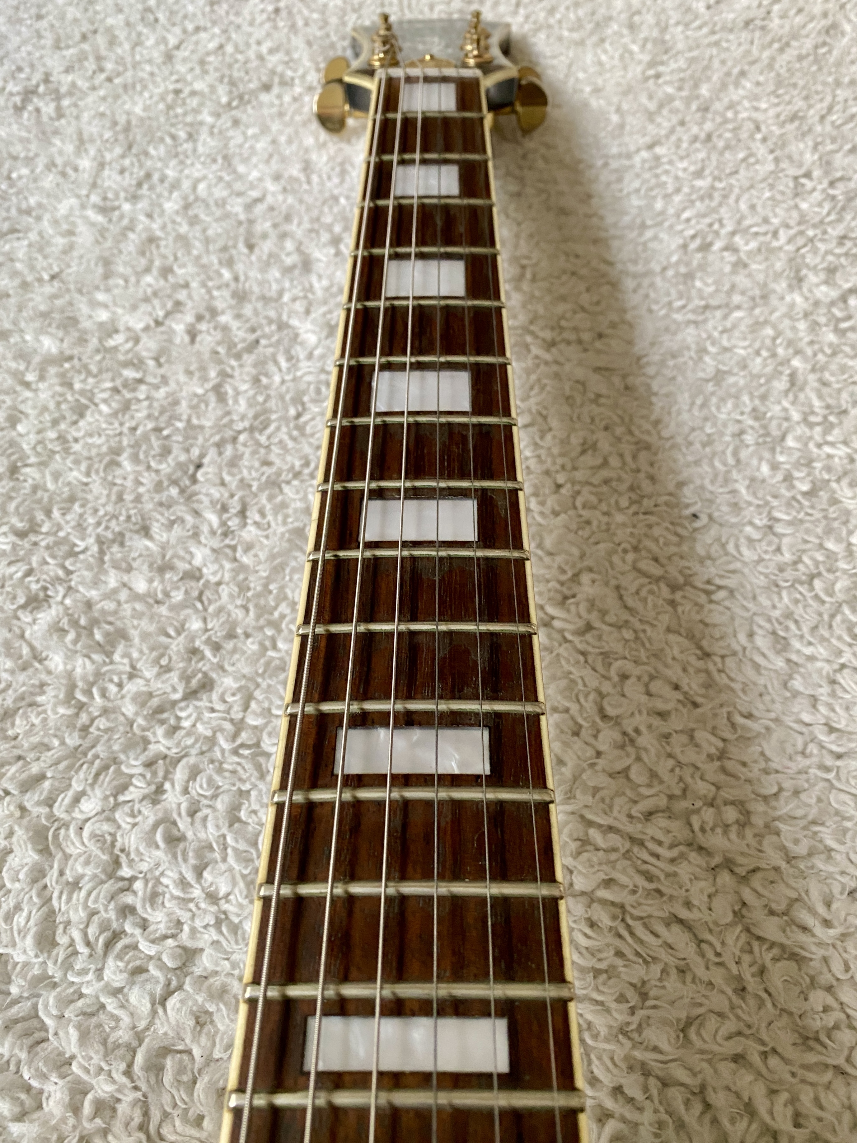 Epiphone B. B. King Lucille (1996-2020) (48999)