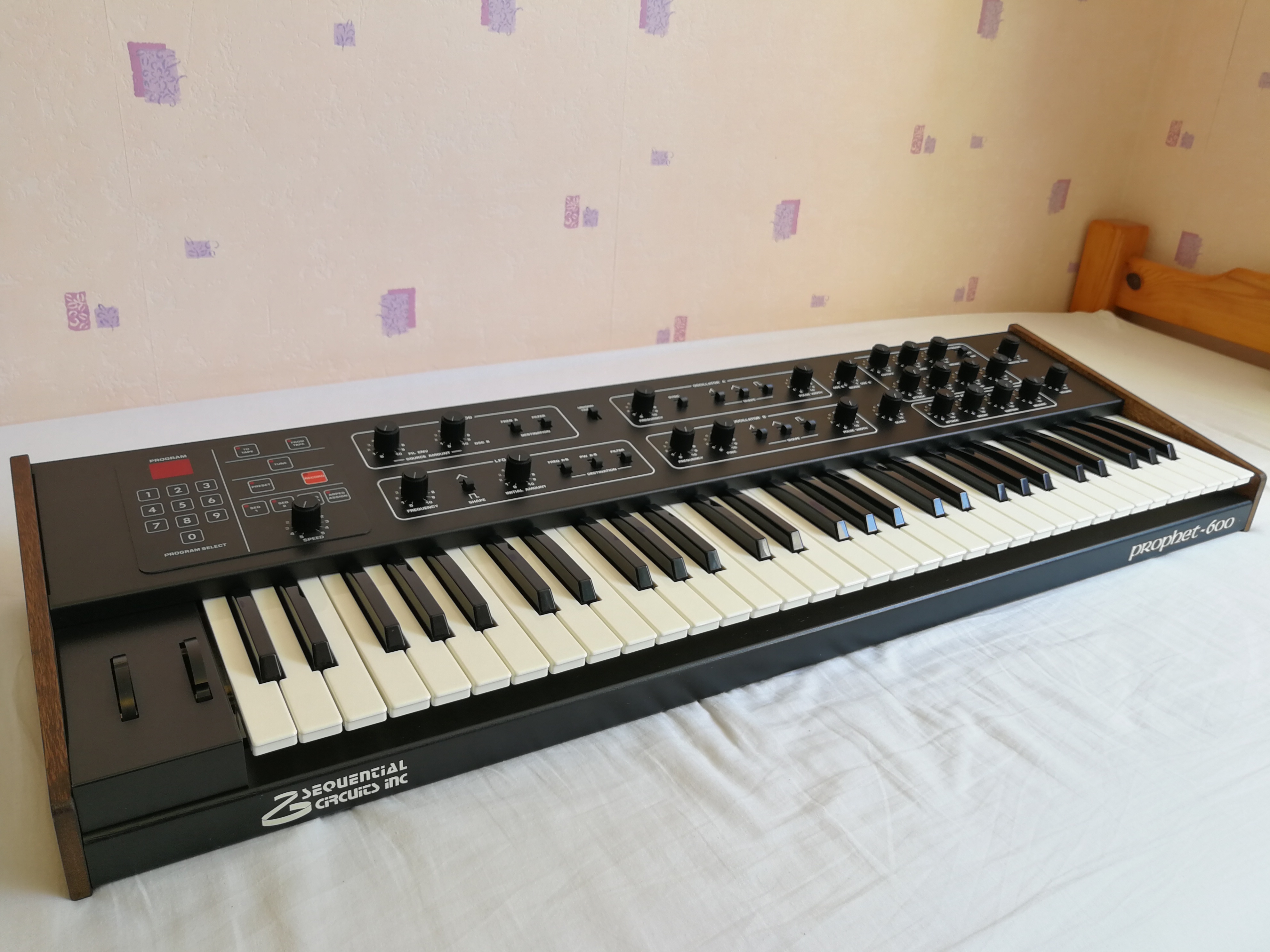 Prophet 600 Gligli 