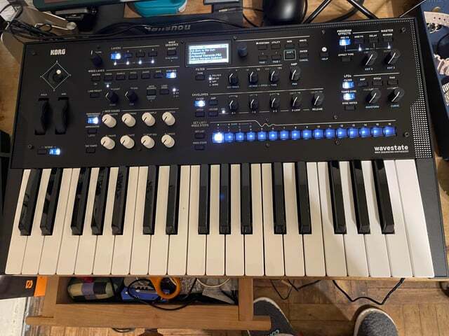 christmas-present-so-happy-korg-wavestate-v0-0t8cik064z7a1