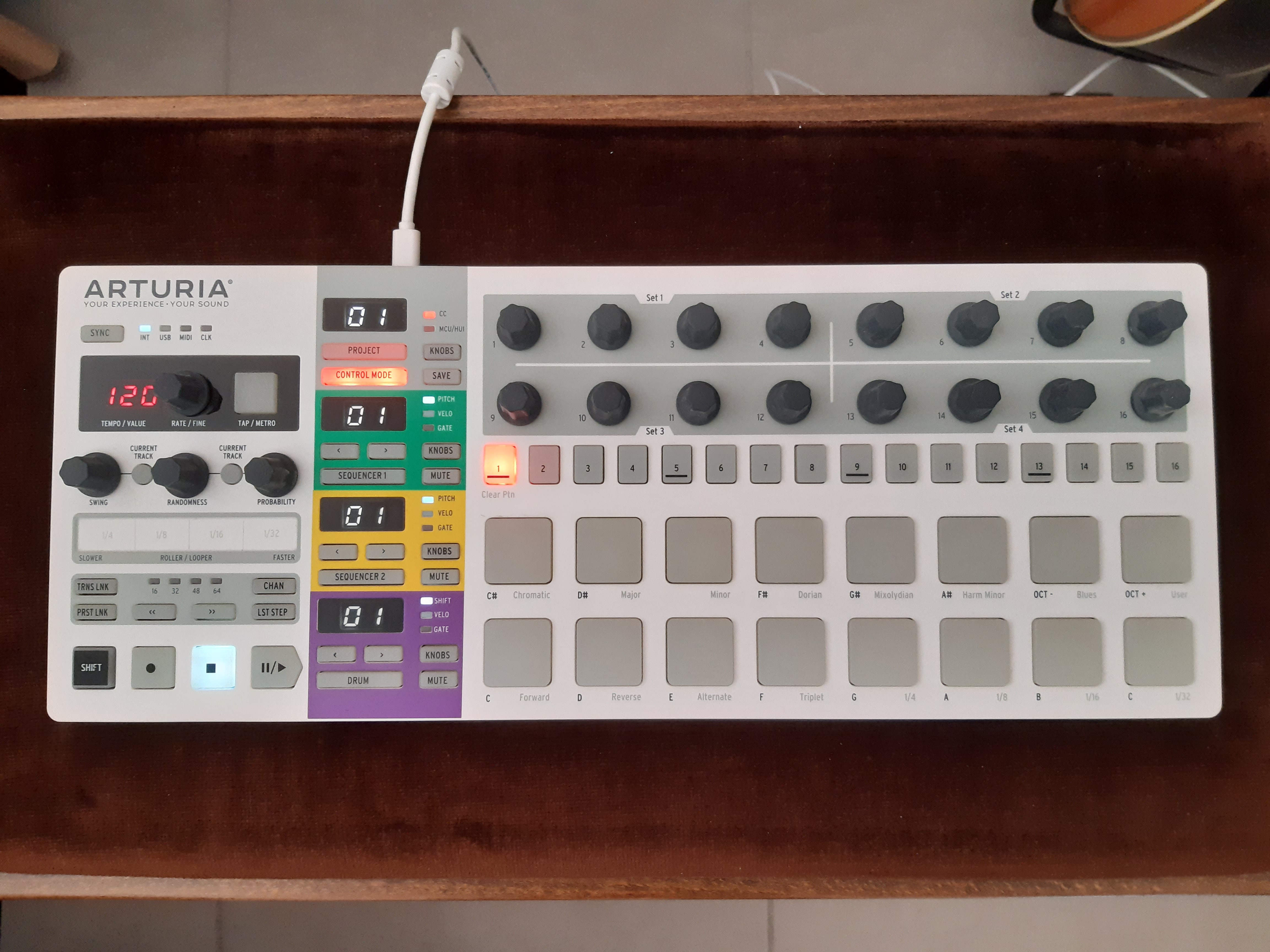 Vends Beatstep pro très bon état 