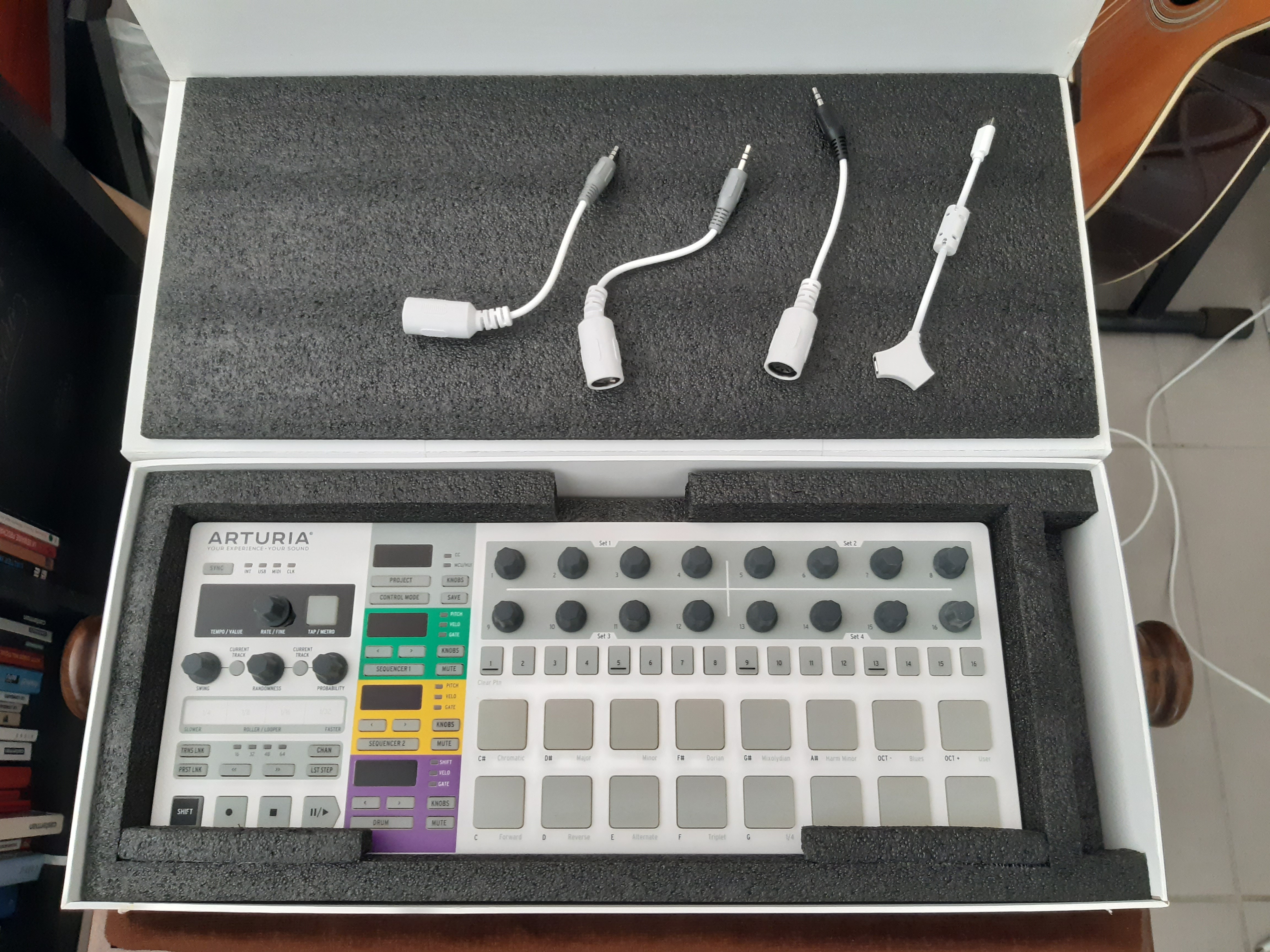 Arturia BeatStep Pro (90154)