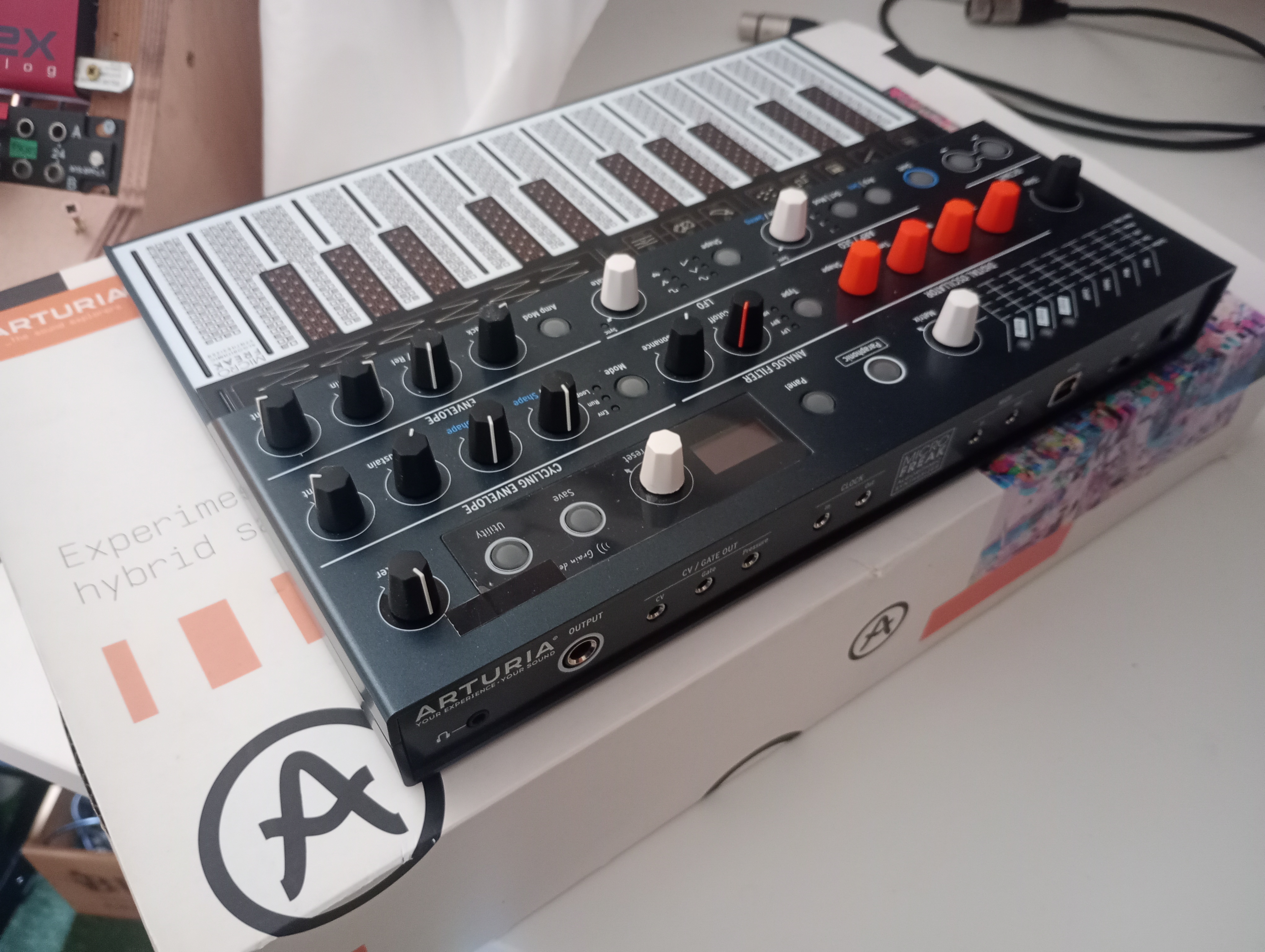 Arturia MicroFreak (3523)