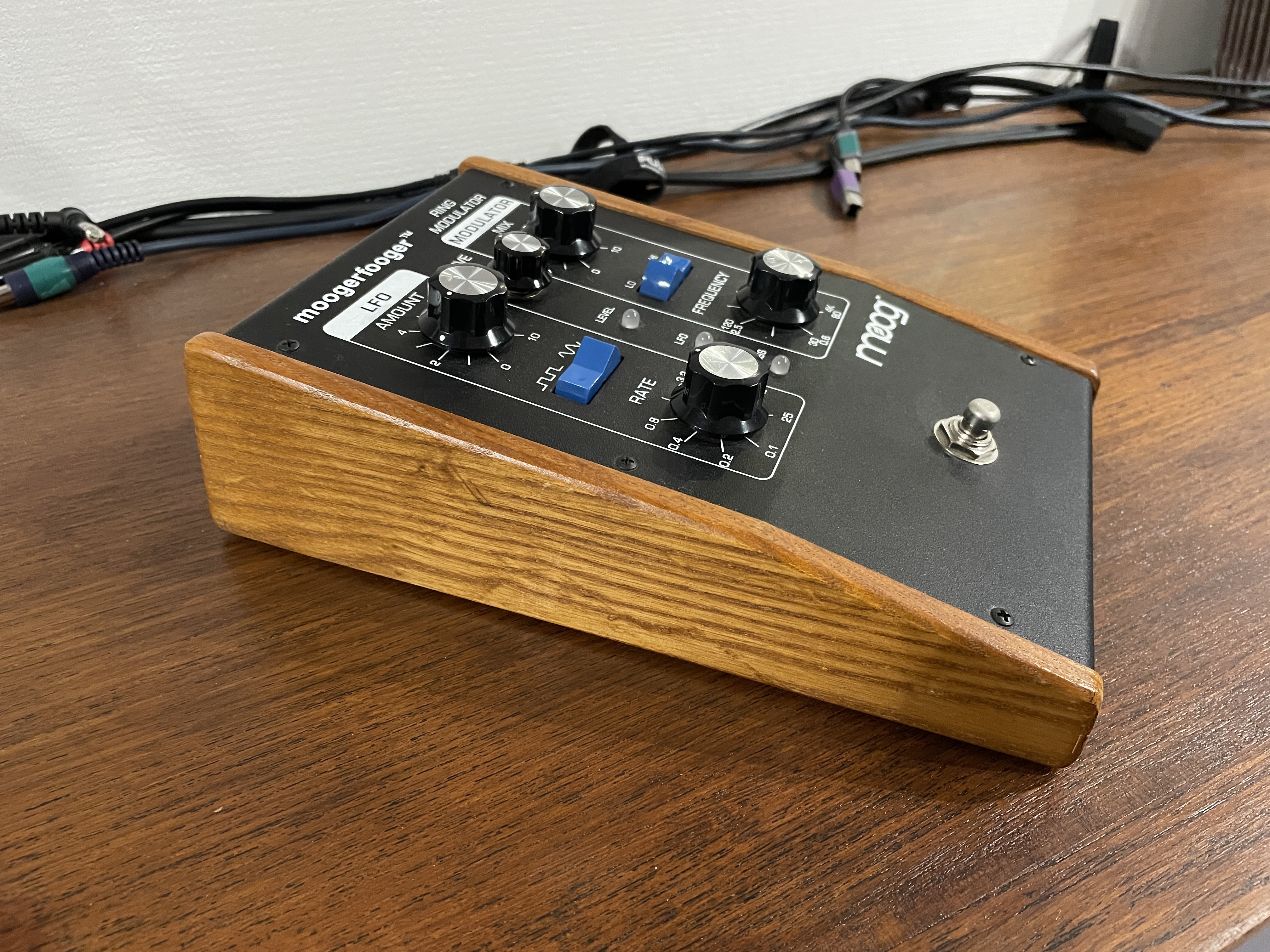 MF102 2
