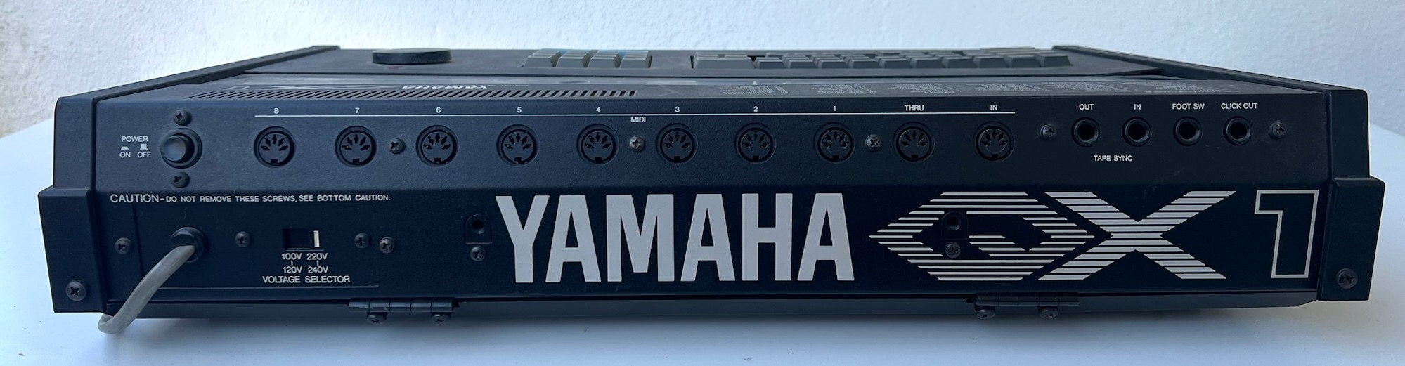 Yamaha QX1 2