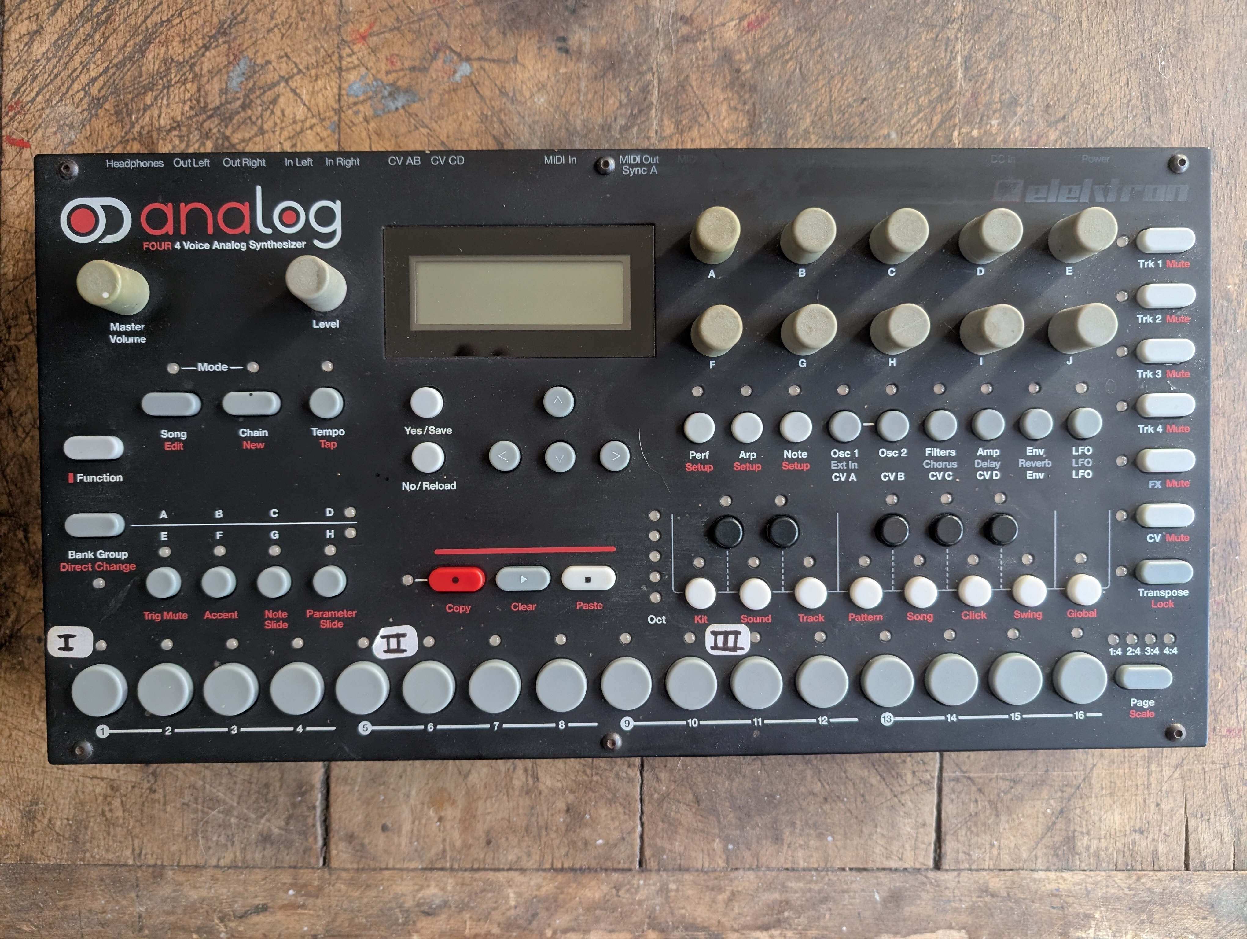 Elektron Analog Four MK1 à vendre