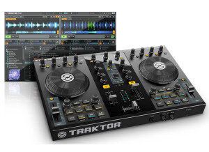 Native Instruments Traktor Kontrol S2 (3215)