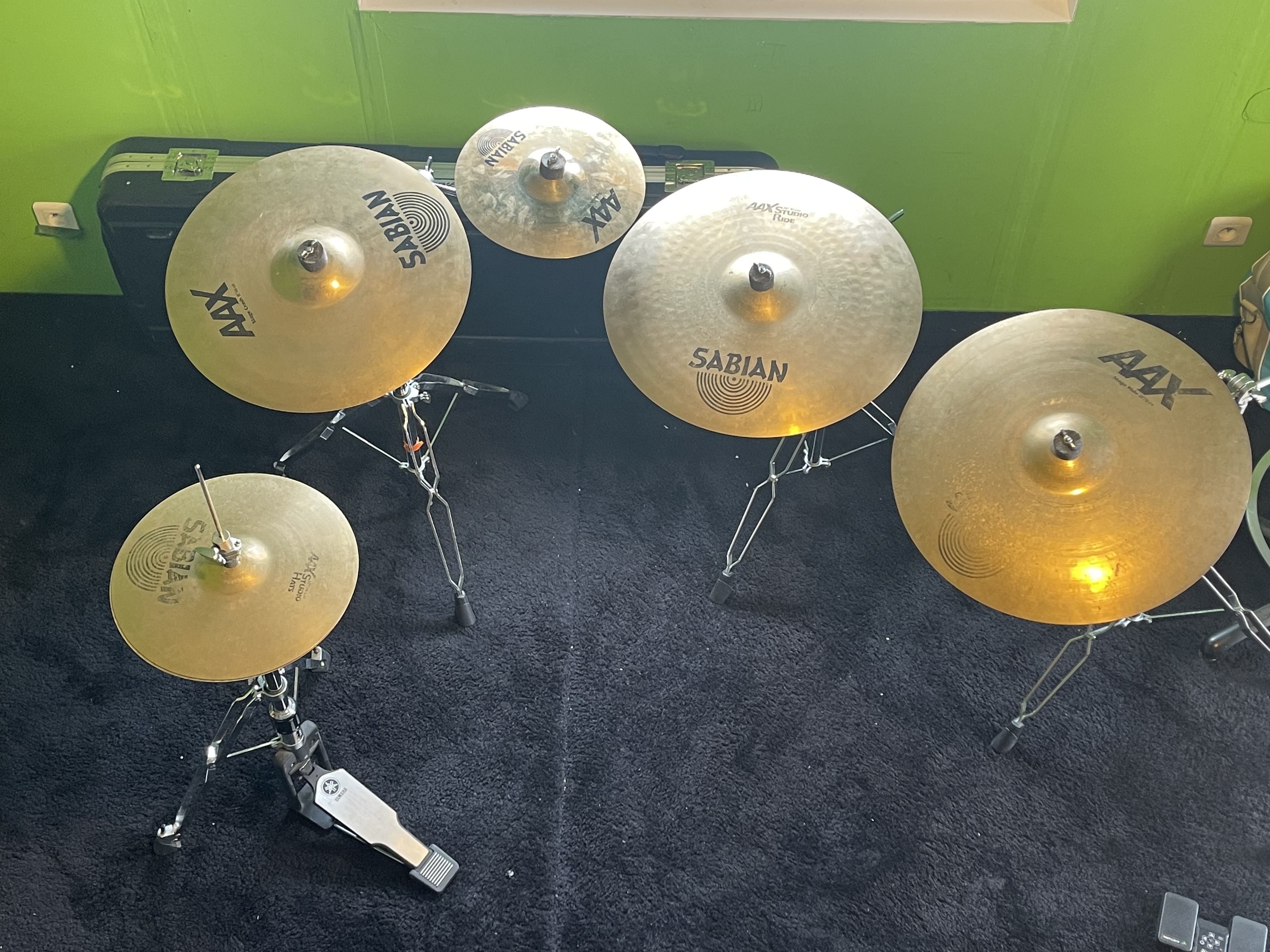 Vends set de cymbales Sabian AAX Studio et stage (sans les pieds)