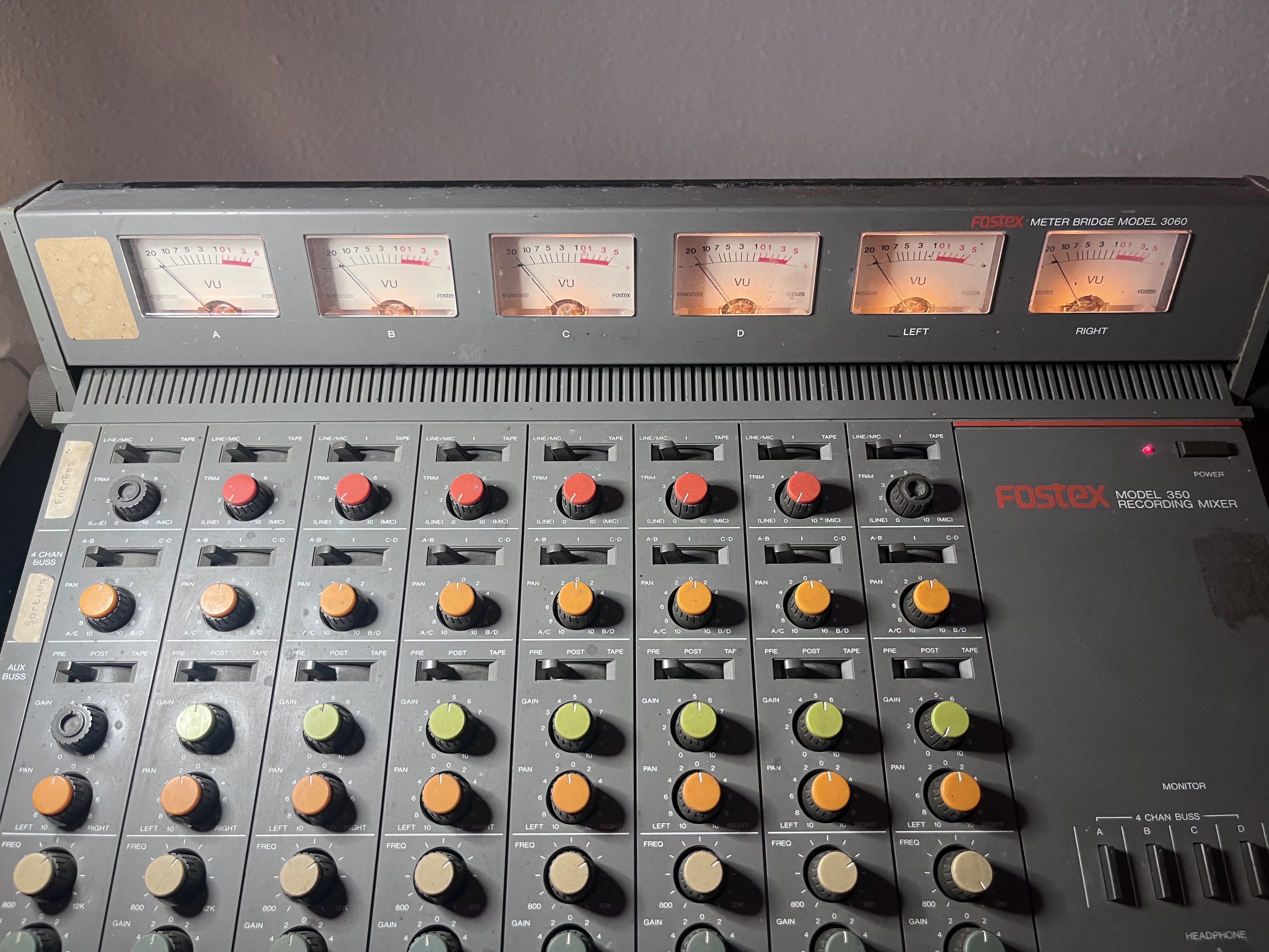 Vends table de mixage FOSTEX Model 350 avec meter bridge Fostex 3060