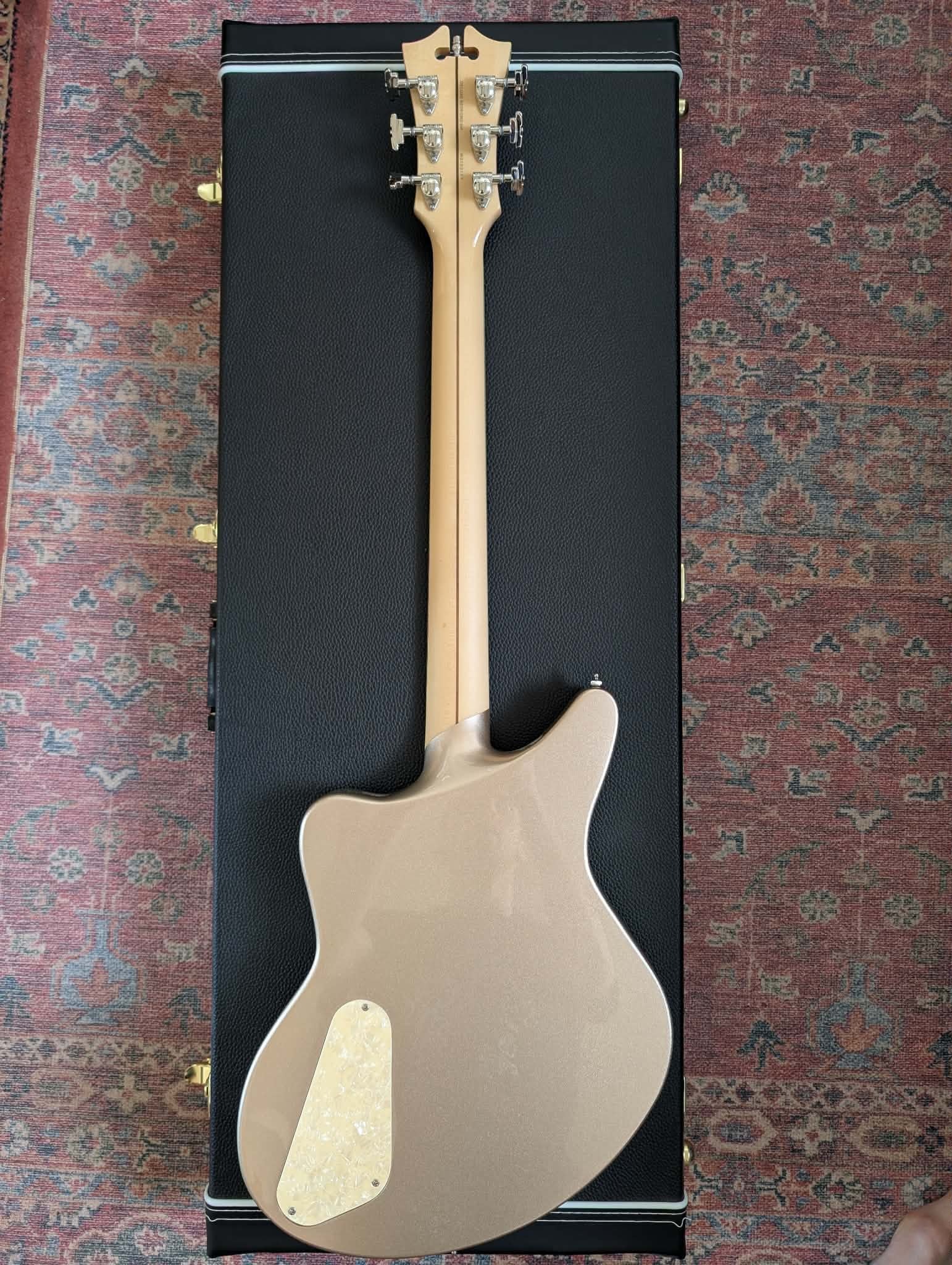 Dangelico Deluxe Bedford SH 2