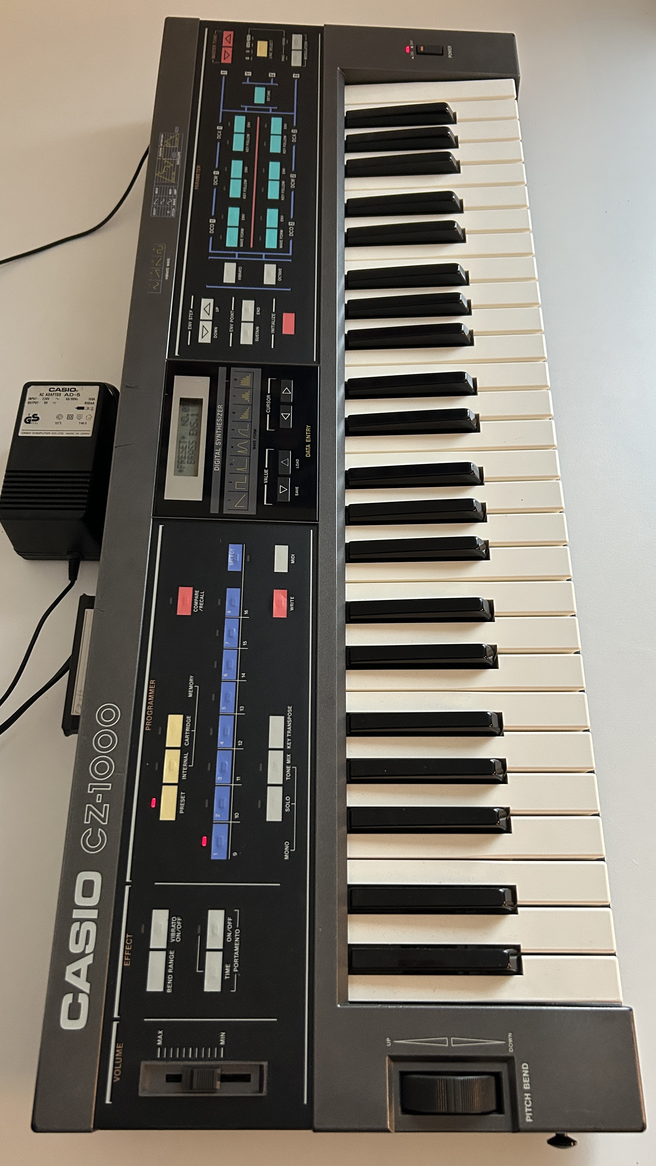 Vends CASIO CZ-1000