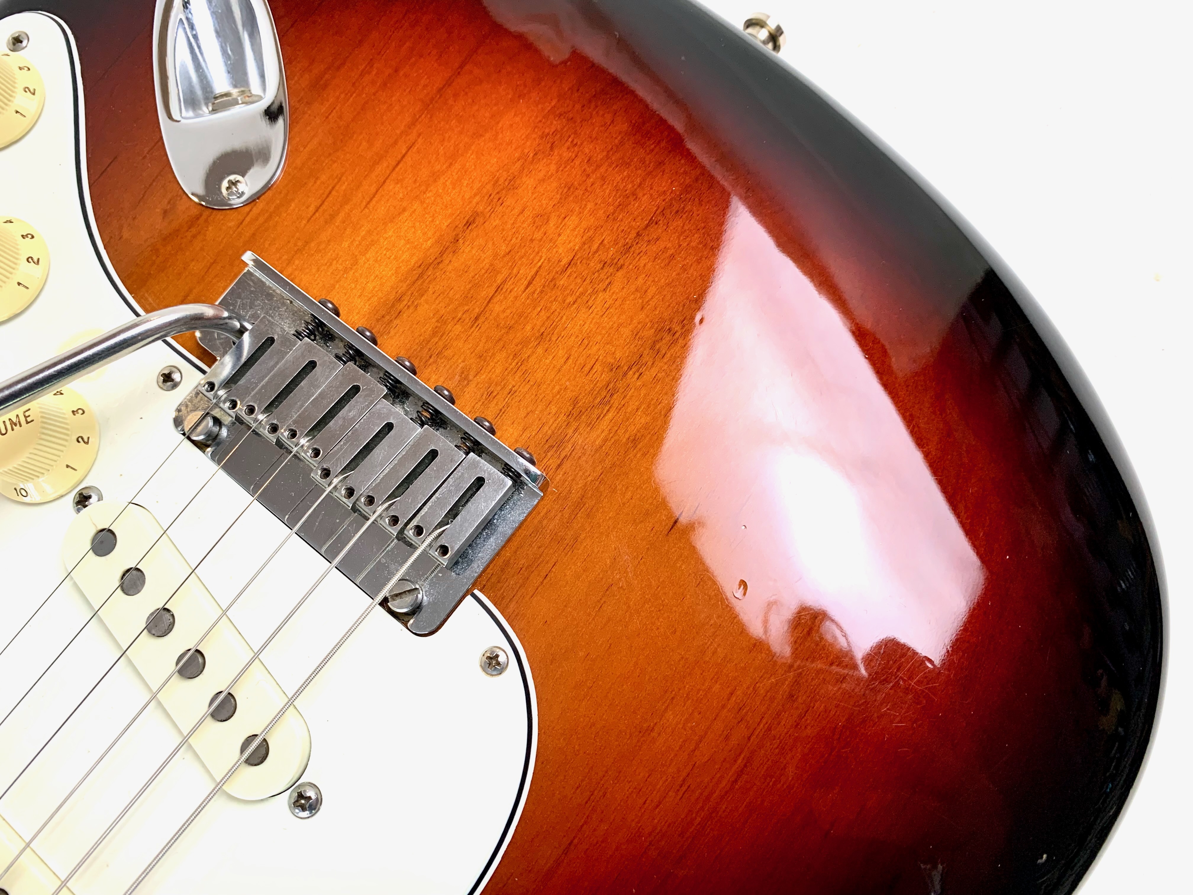 Fender American Elite Stratocaster (70023)
