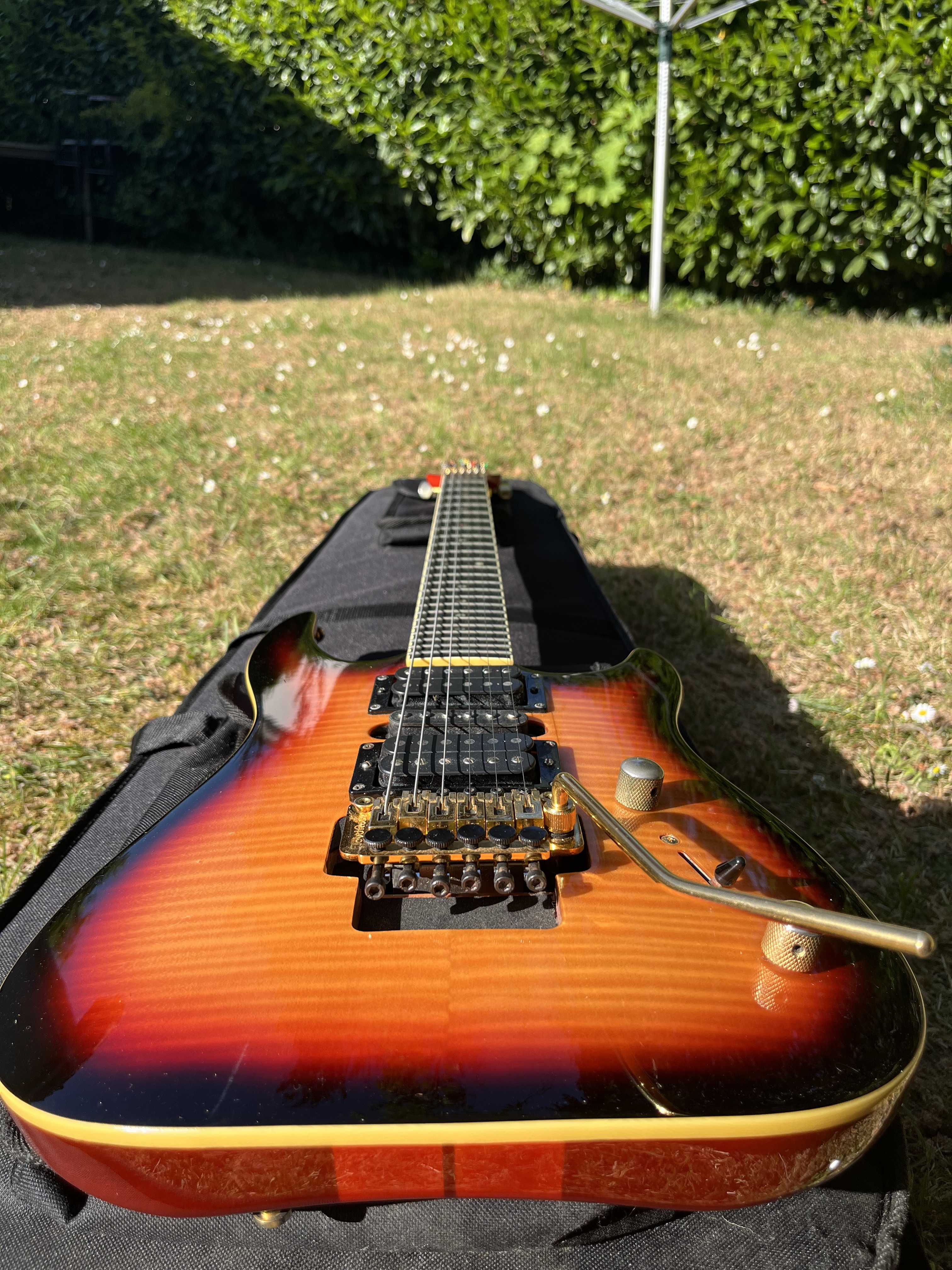 Brian Moore i1 (57396)