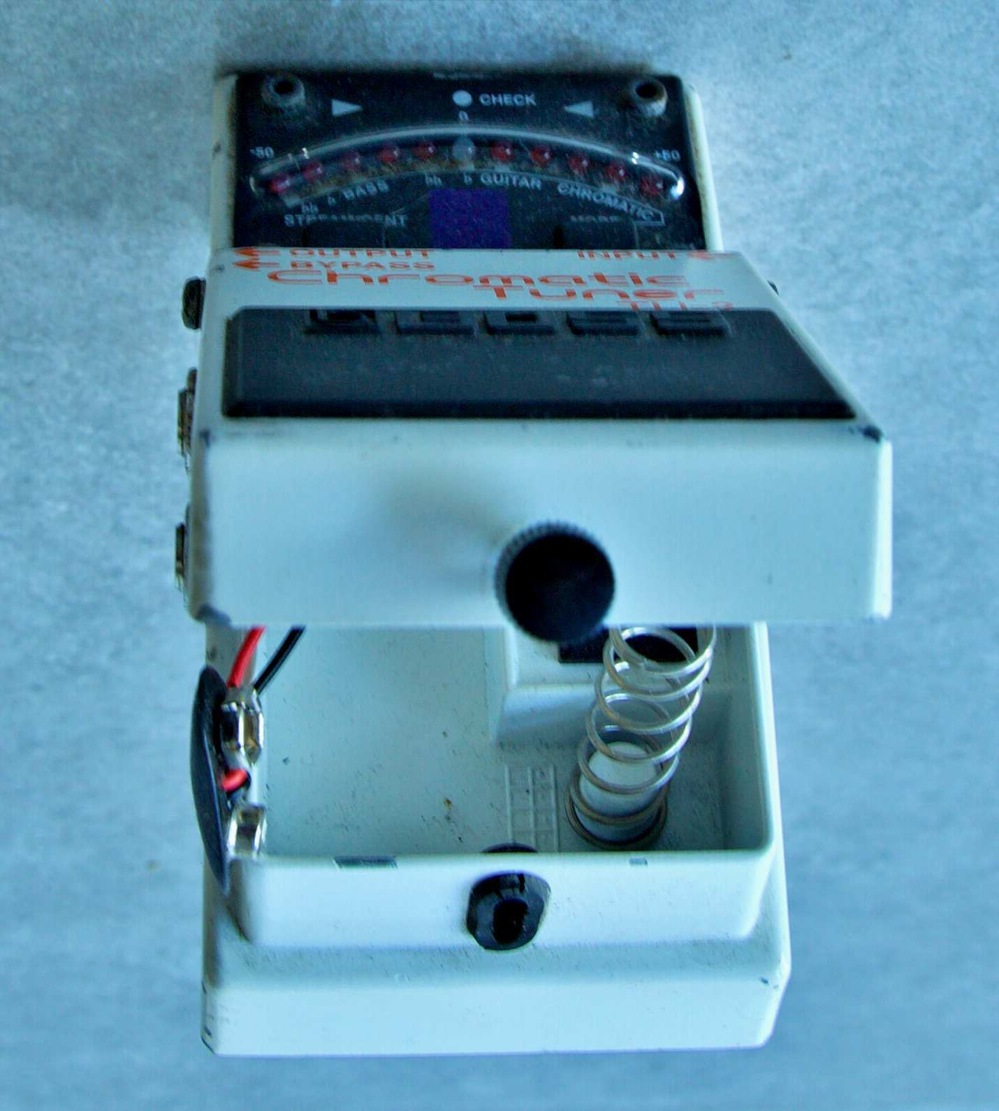 BOSS TU2