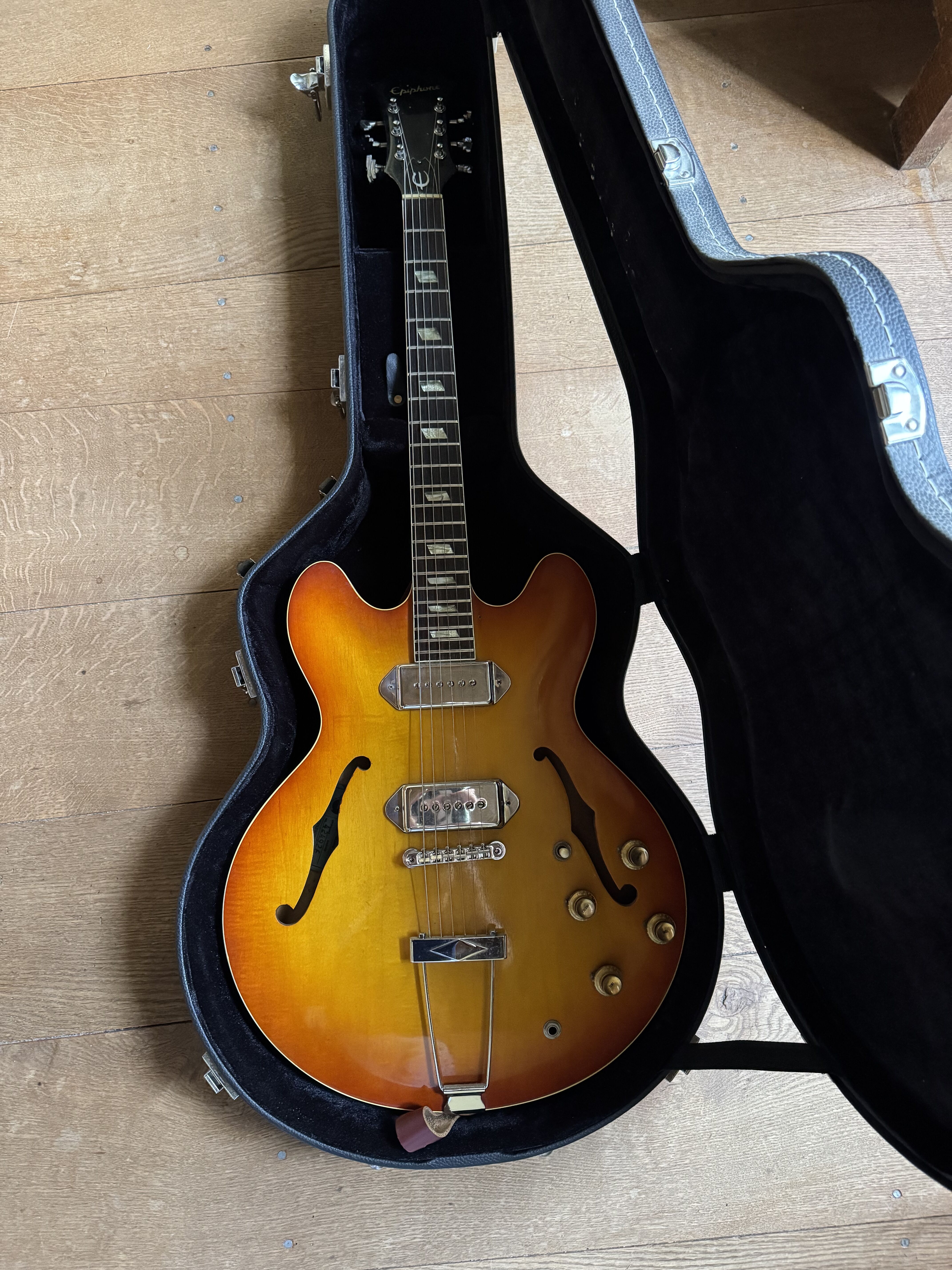 Epiphone Casino vintage USA (Kalamazoo) – années 60 – tout d’origine