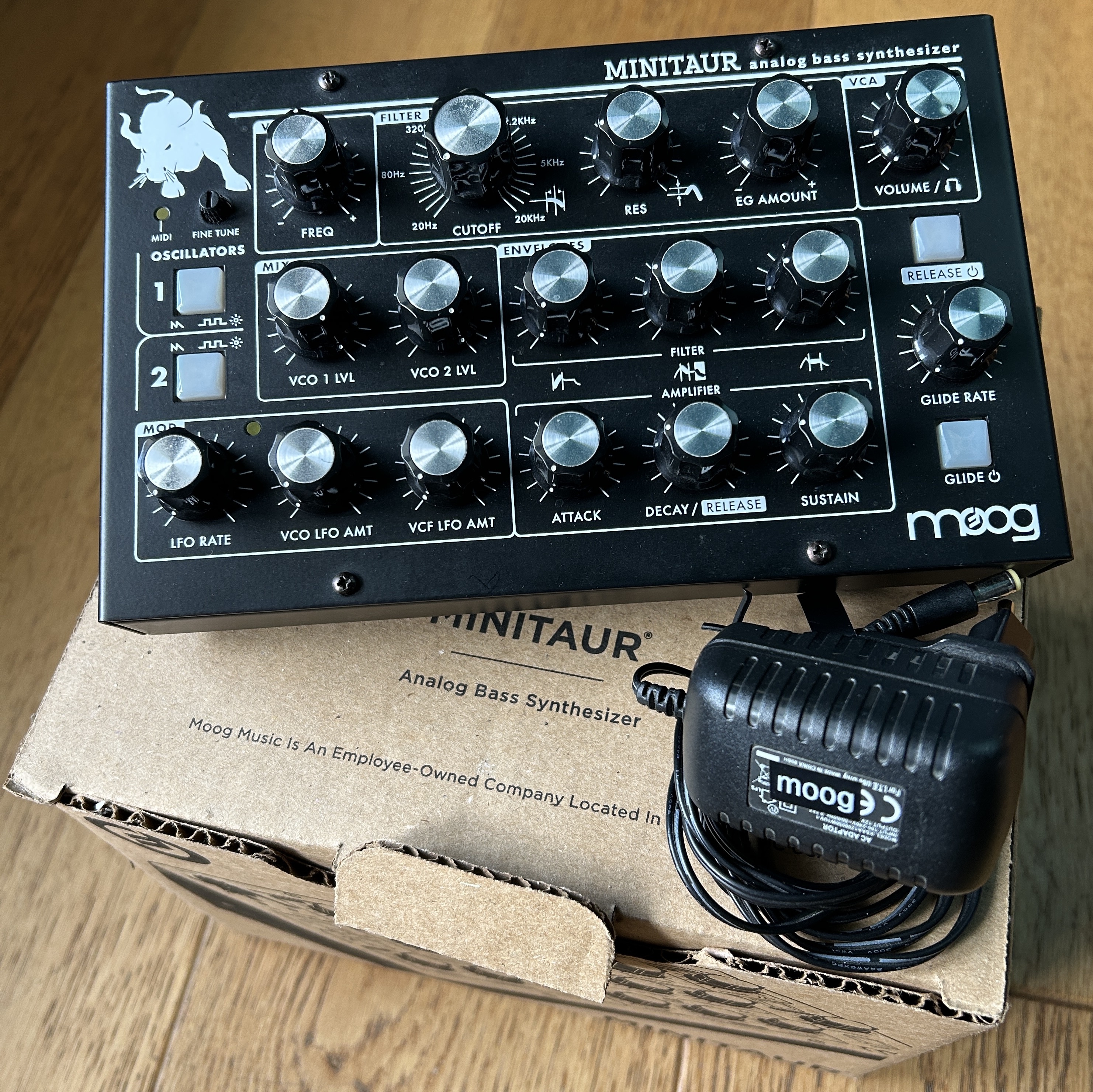 Vends Moog Minitaur