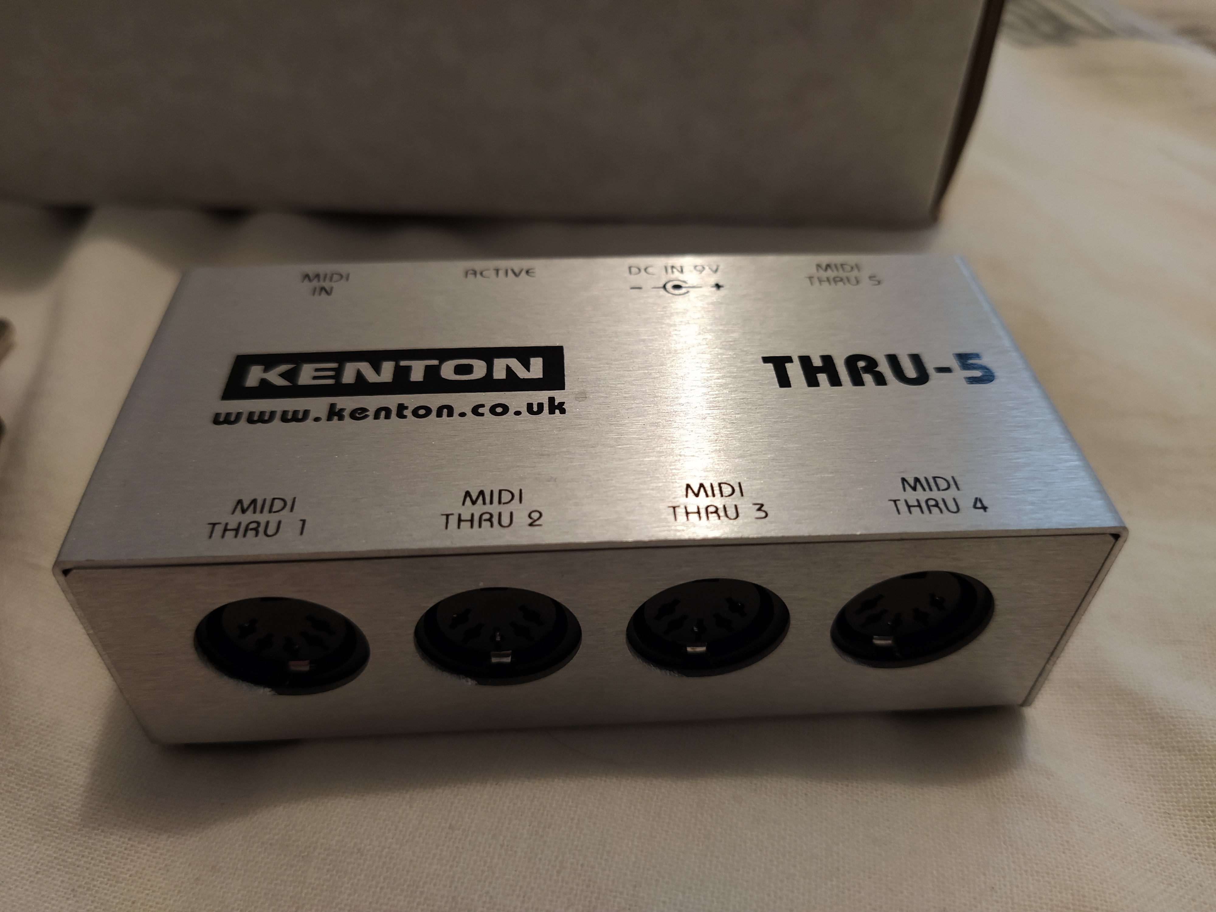 Kenton Thru-5 (15624)