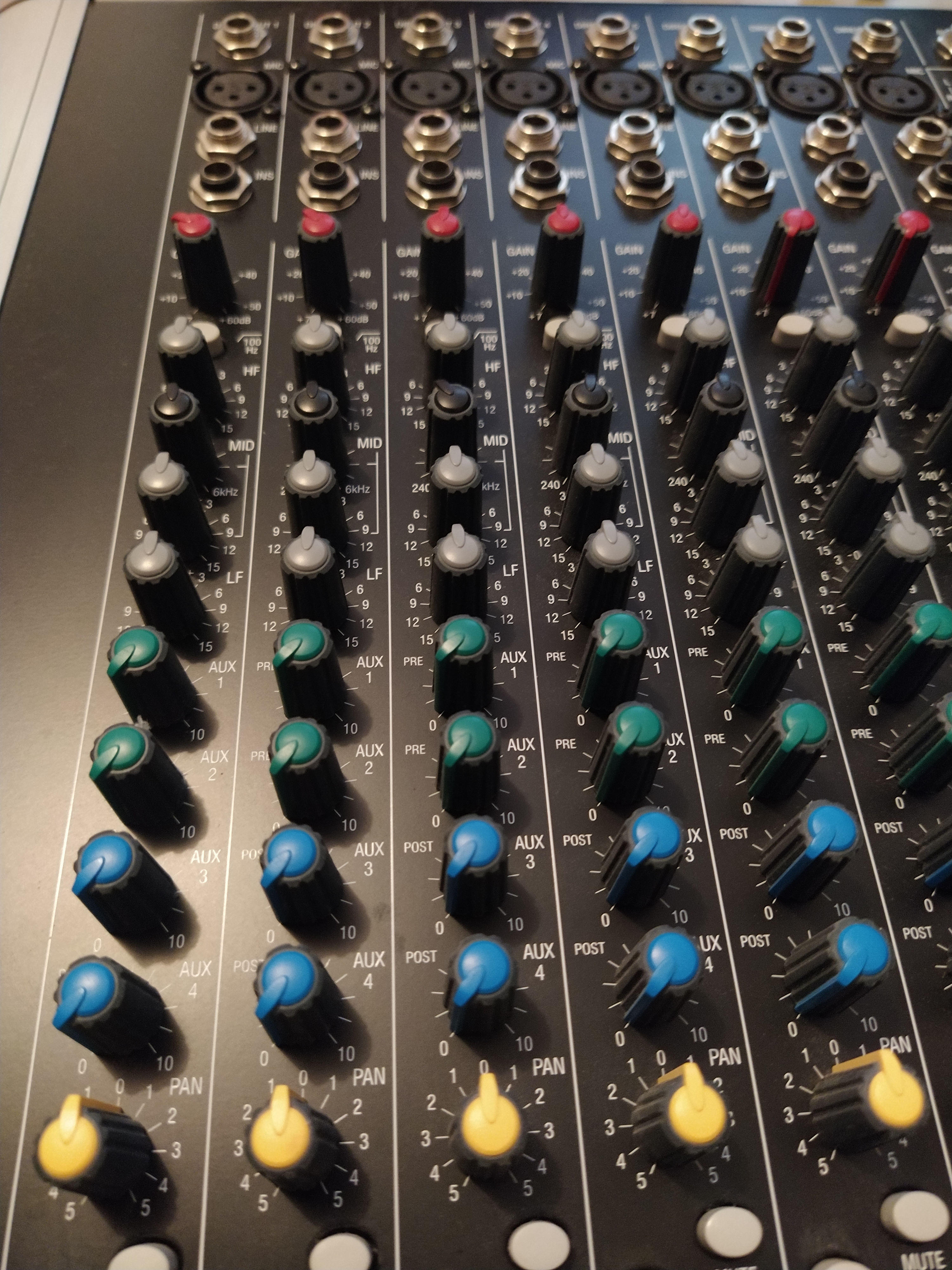 Soundcraft M8 (70949)