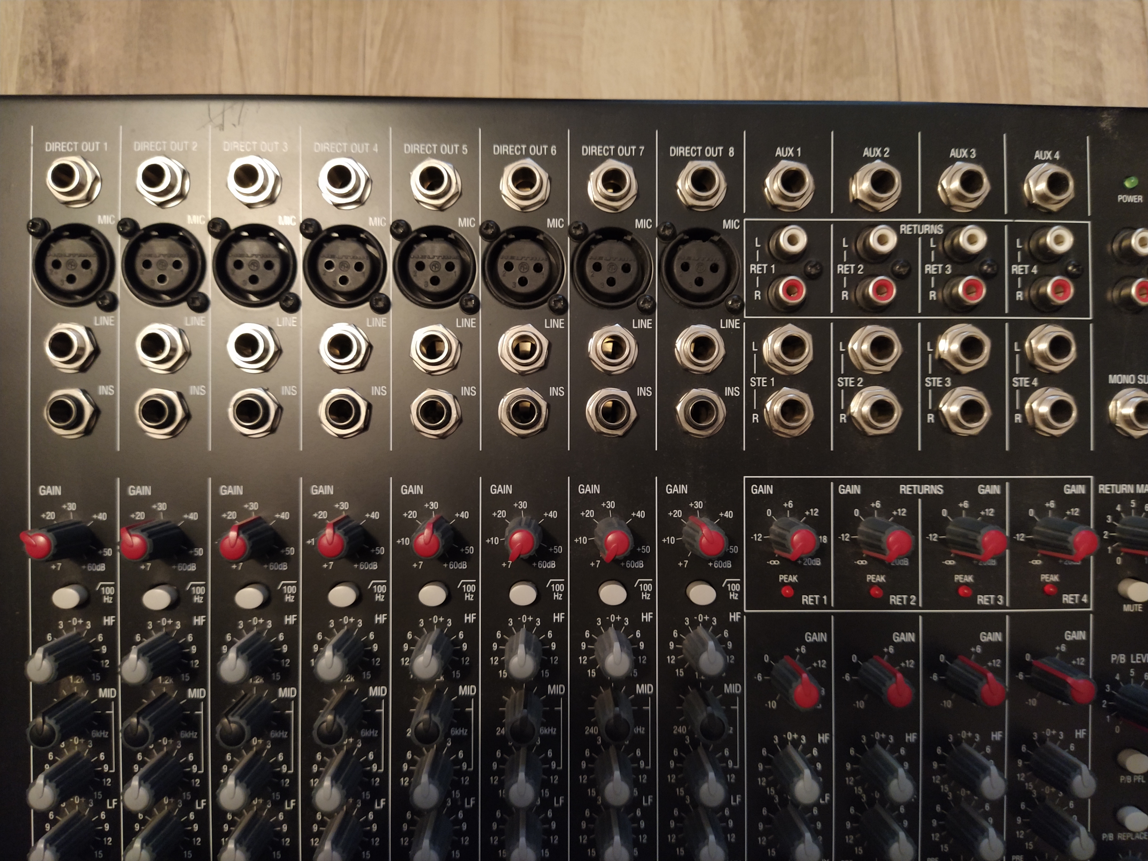 Soundcraft M8 (54642)