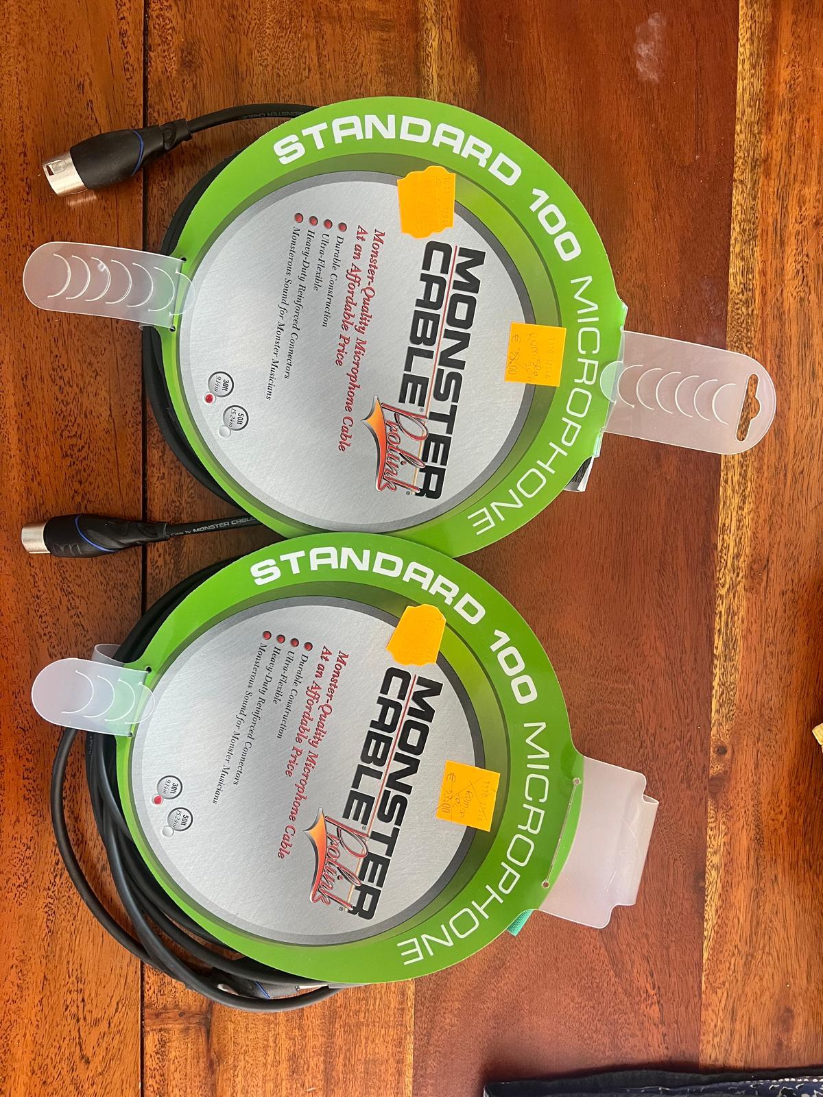 Vends deux cables MONSTER CABLE Prolink microphone standard 100 -  7 mètres