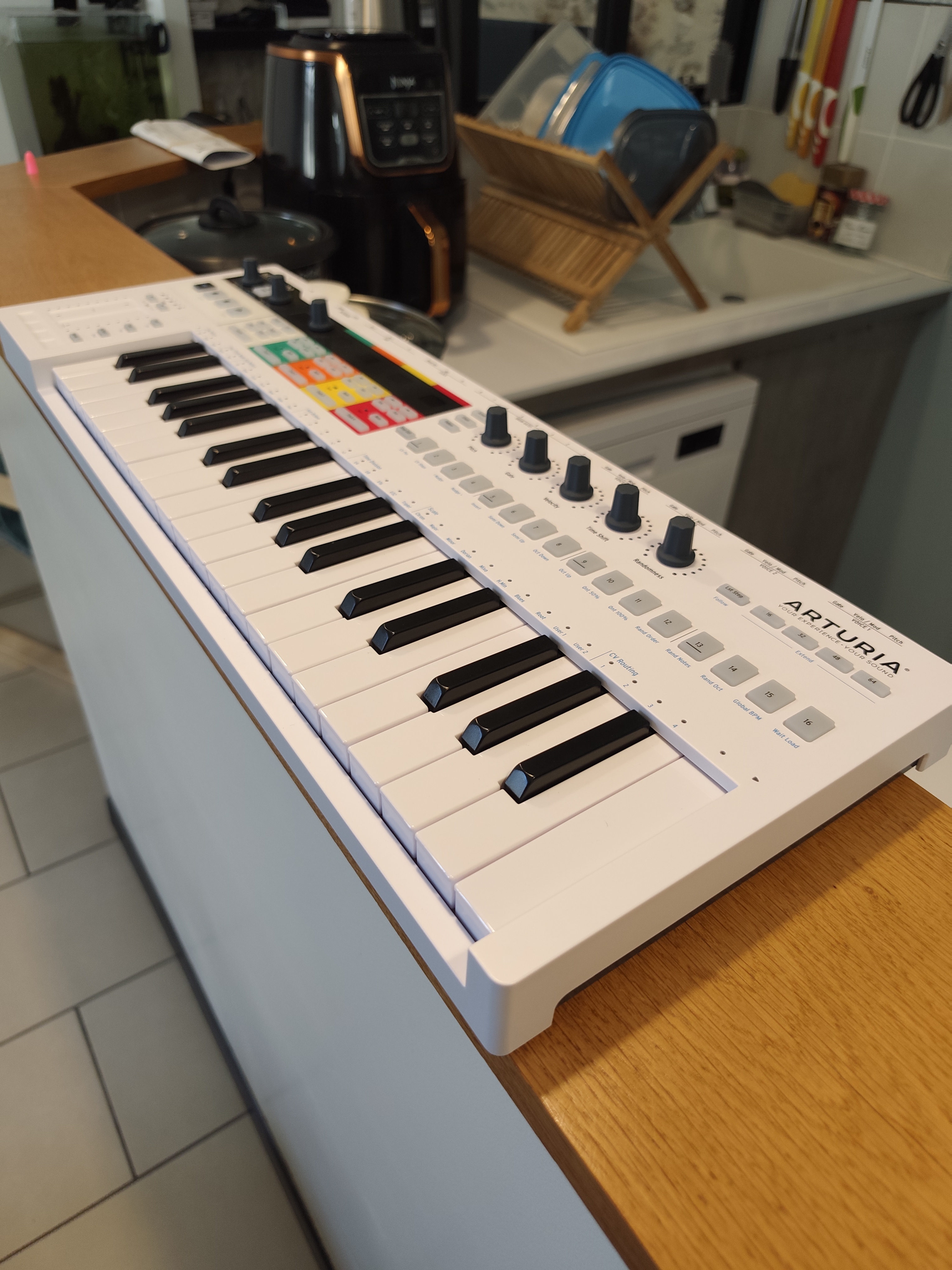 Vends clavier Arturia Keystep Pro blanc