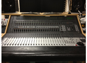 Digidesign Control 24 (12016)