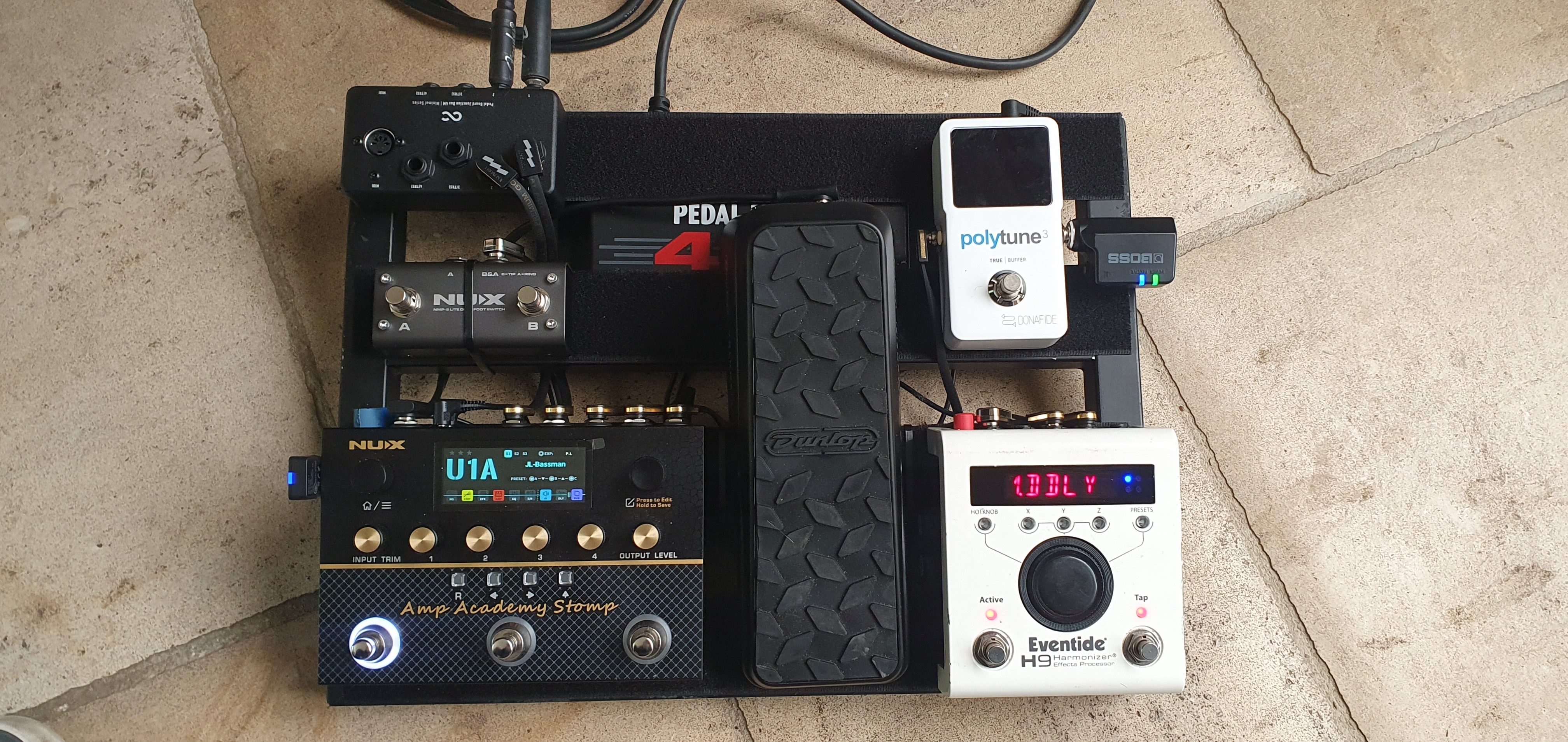 nUX Amp Academy Stomp