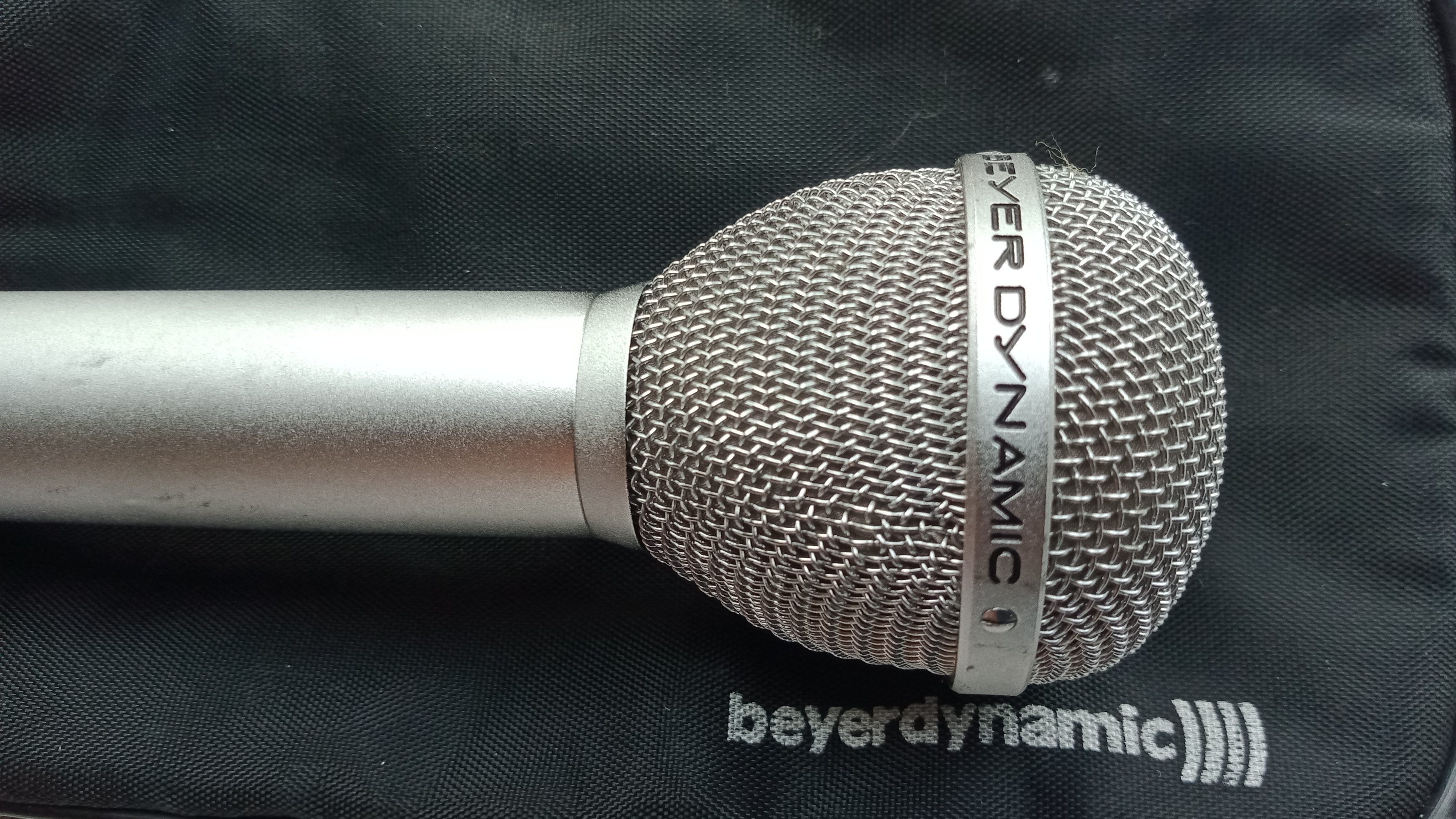 M 88N Beyer argenté