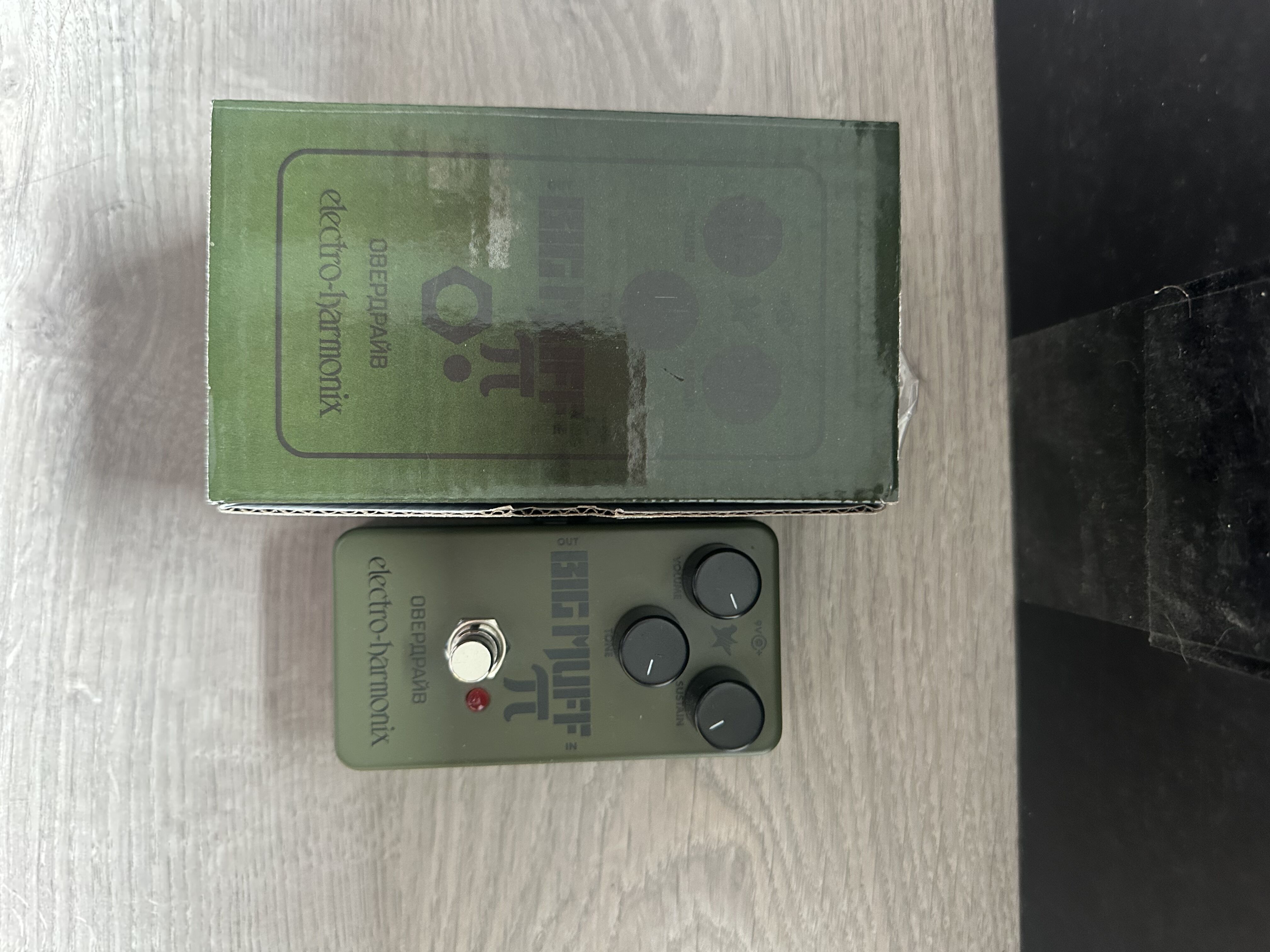 Big Muff Green Russian