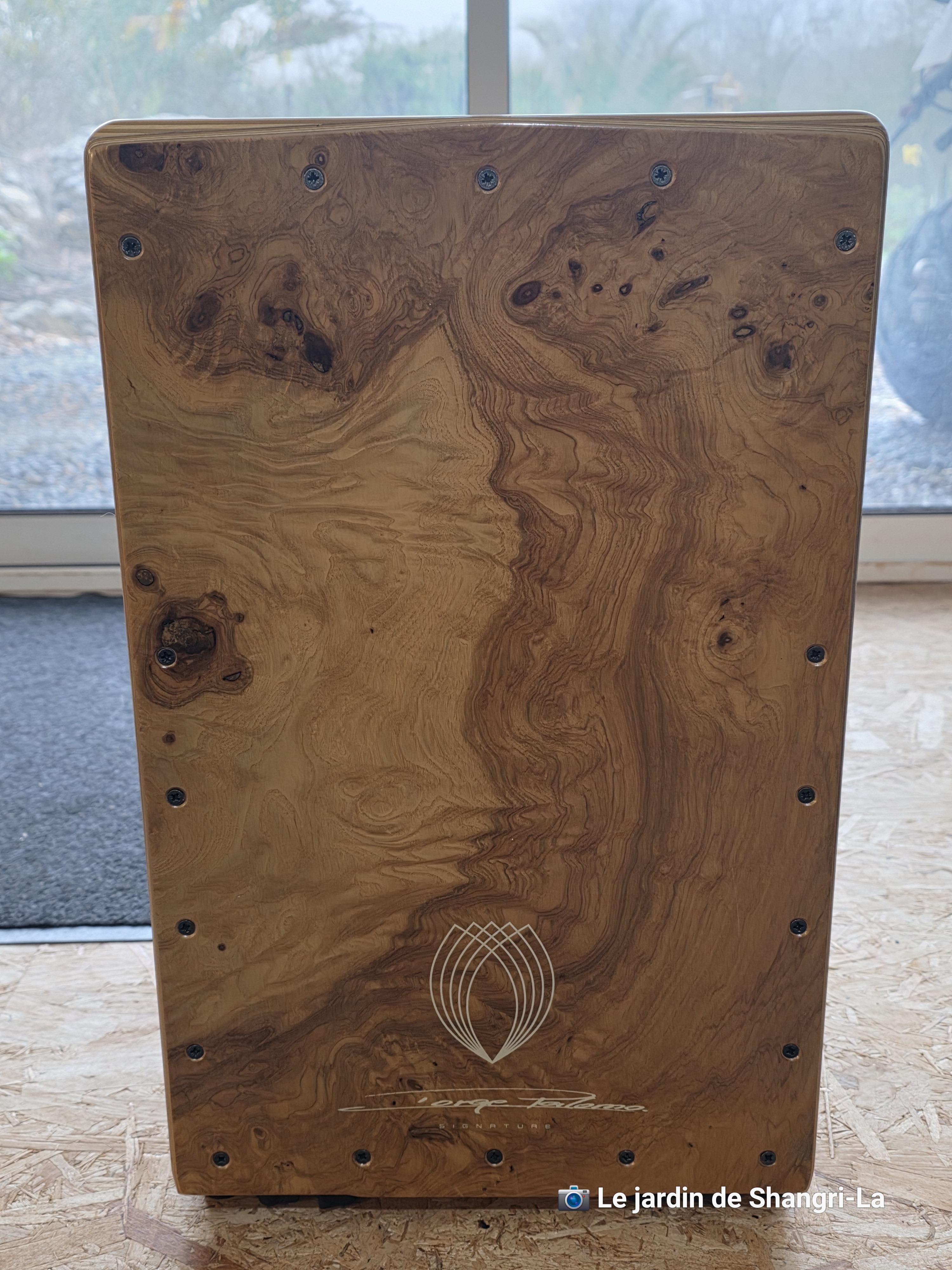 Je vends ce cajon Larosa - Jorge Palomo signature en bois d'olivier