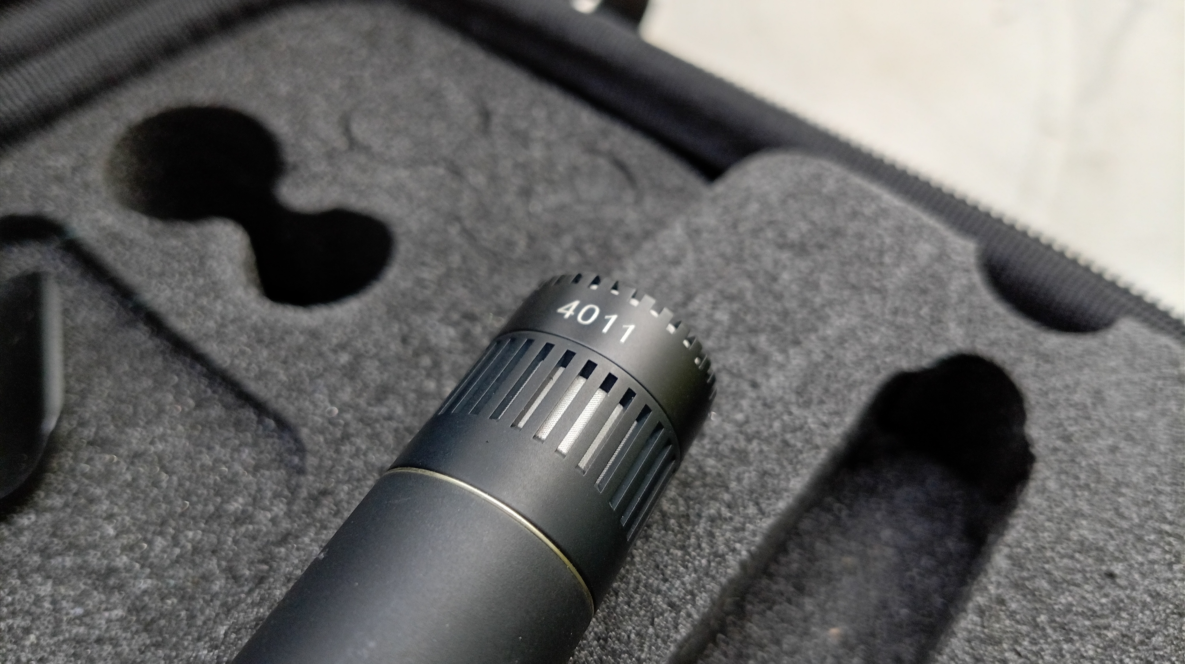Vends micro DPA 4011A