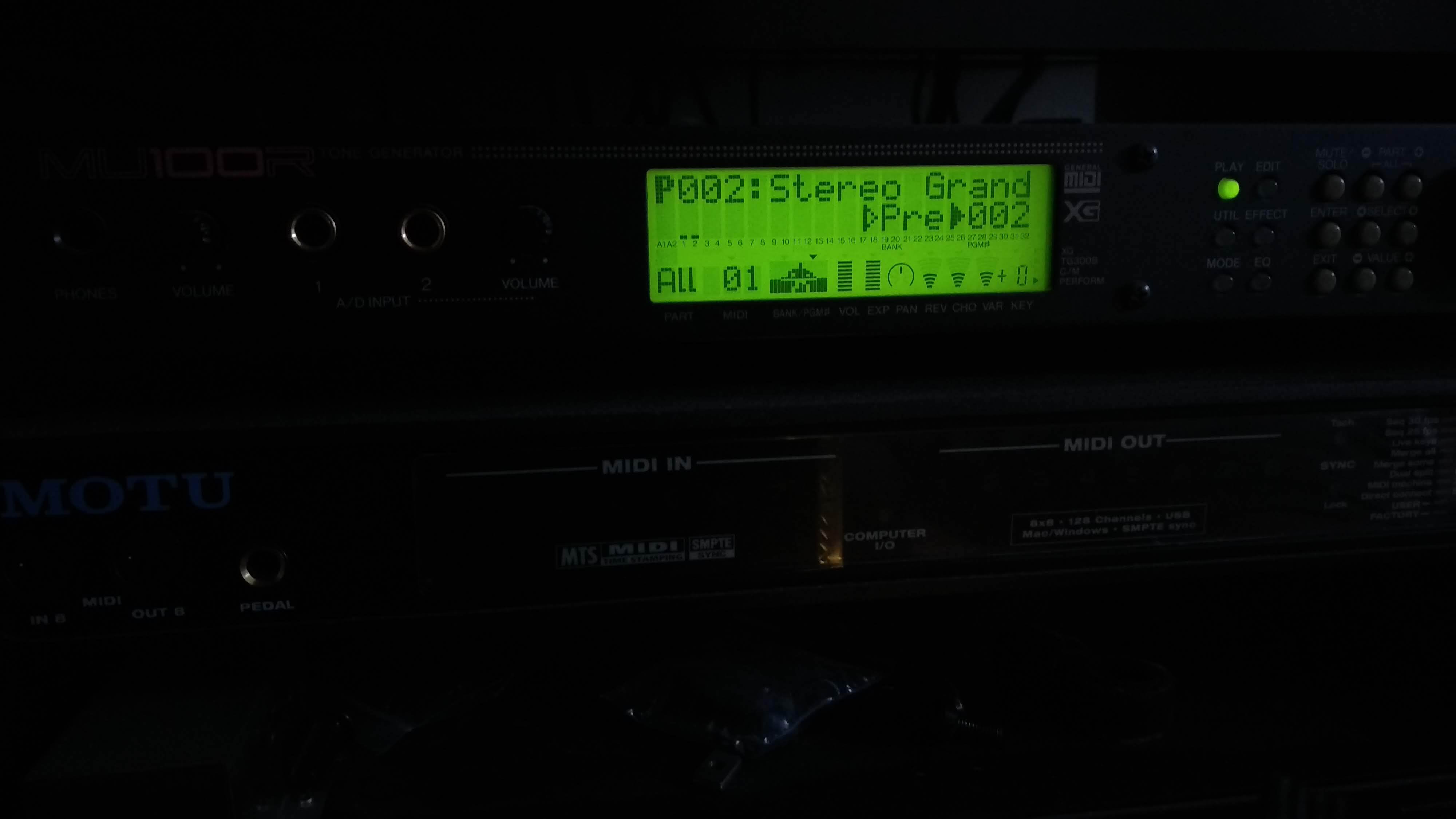 Yamaha MU100R (63141)
