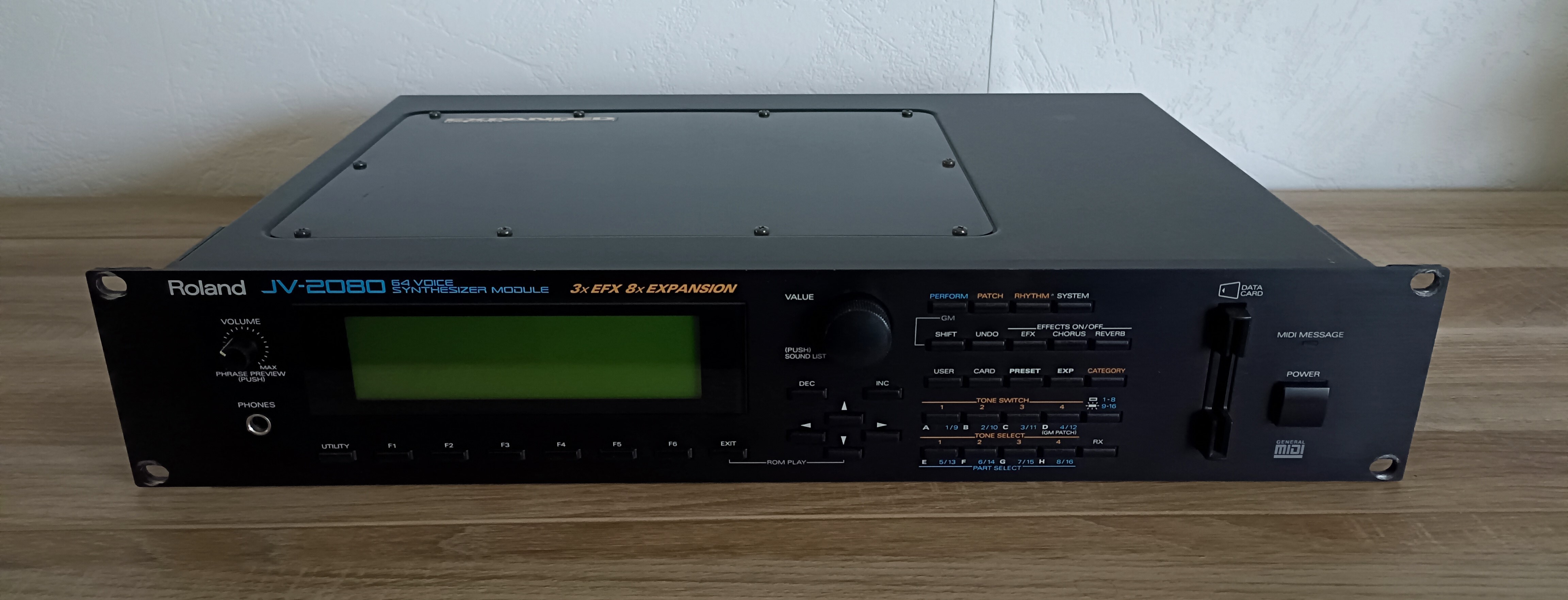 Vends expandeur Roland JV 2080 + Carte Exp. 01 Pop