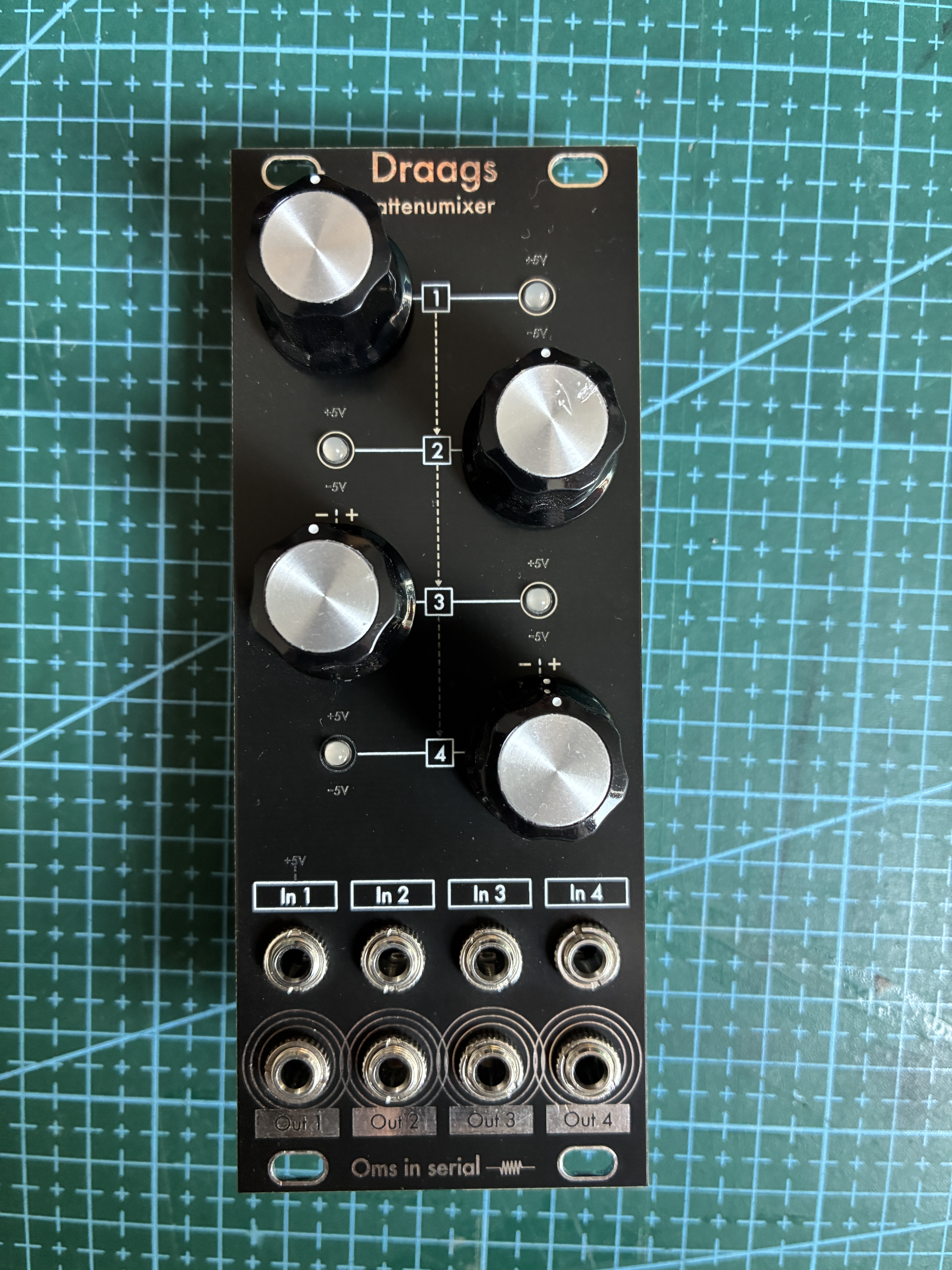 Vends module Eurorack attenumixer Oms in serial Draags