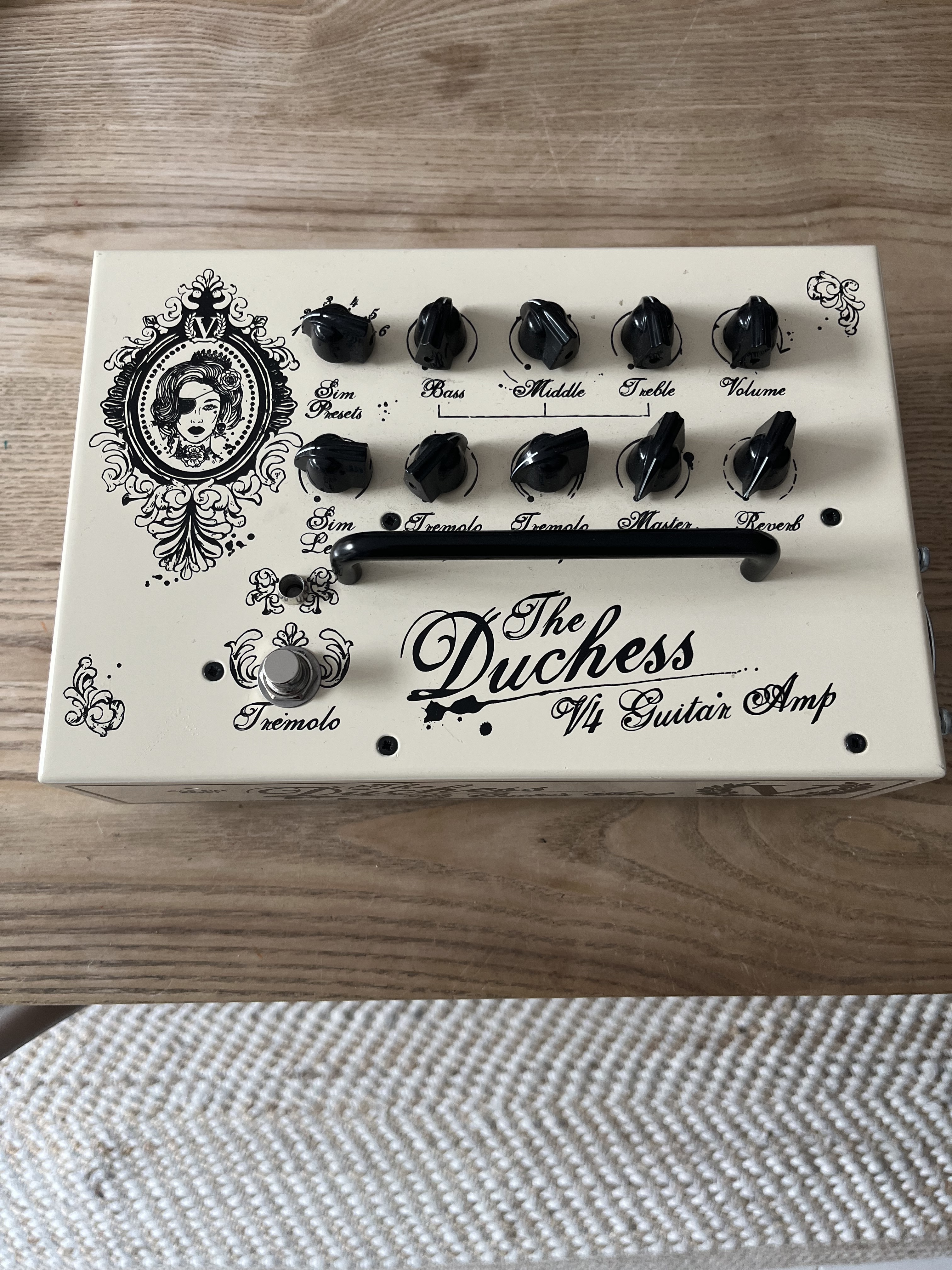 Victory V4 the duchess 