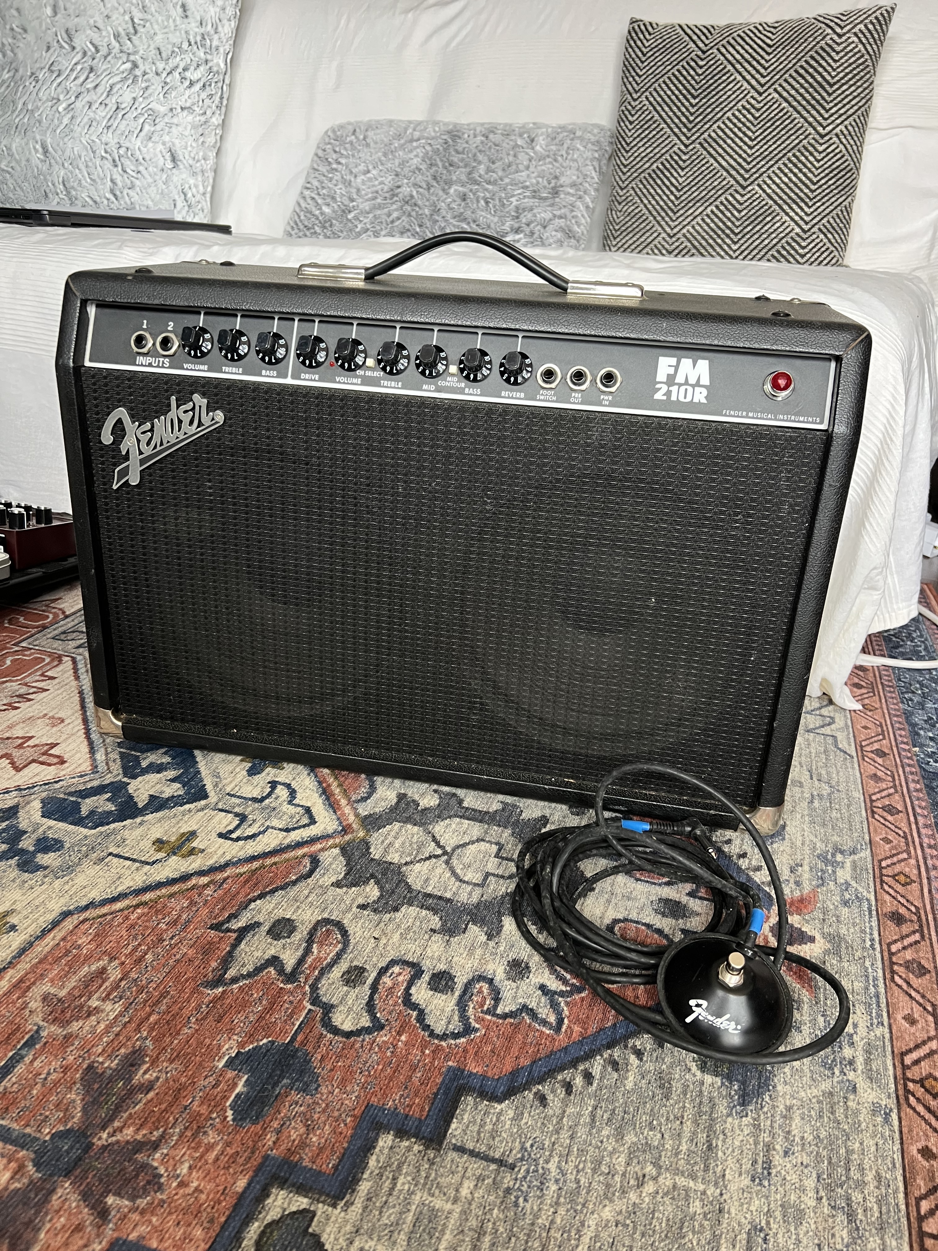 Ampli Fender FM 210R