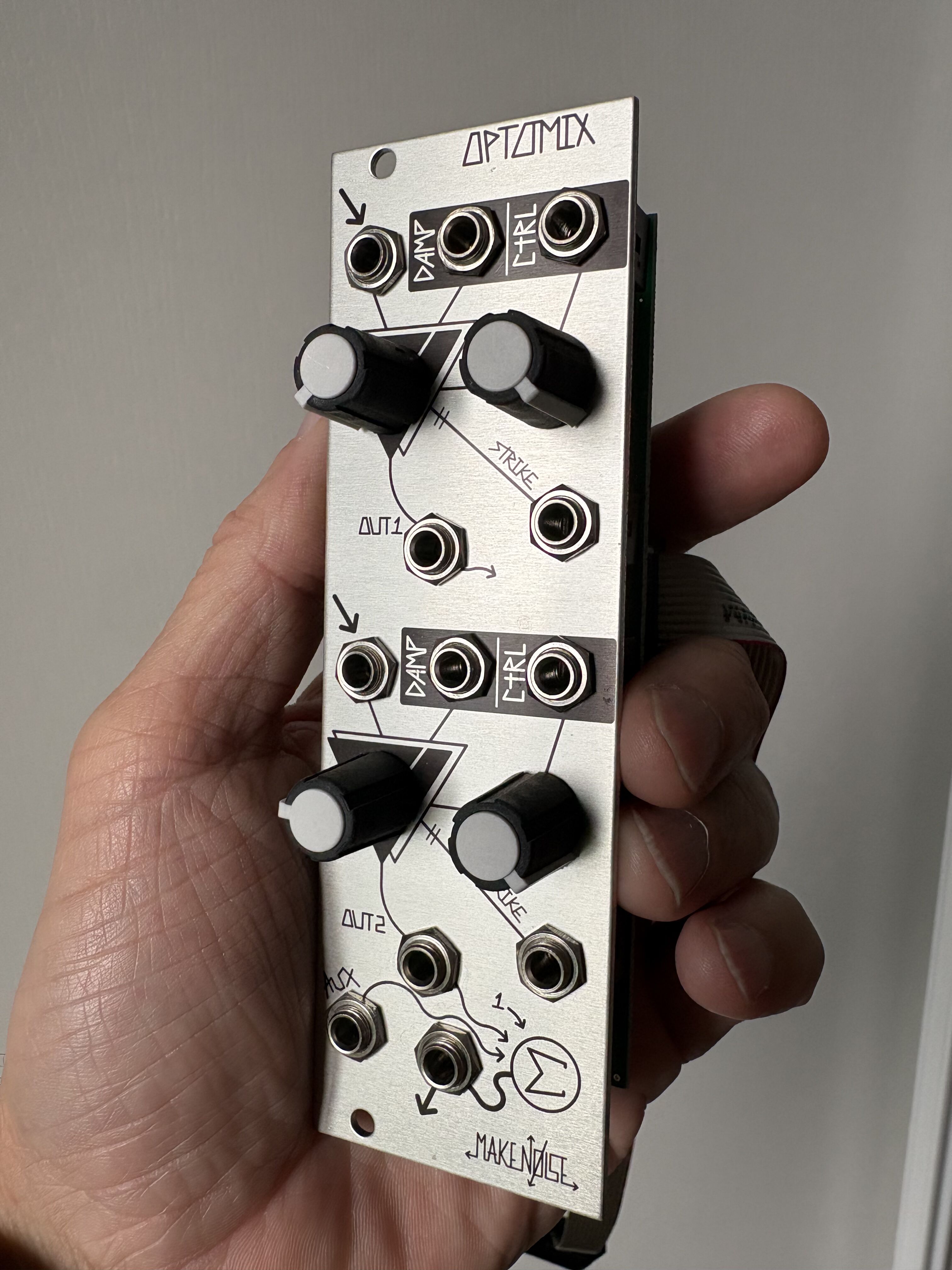 Vends Make Noise Optomix